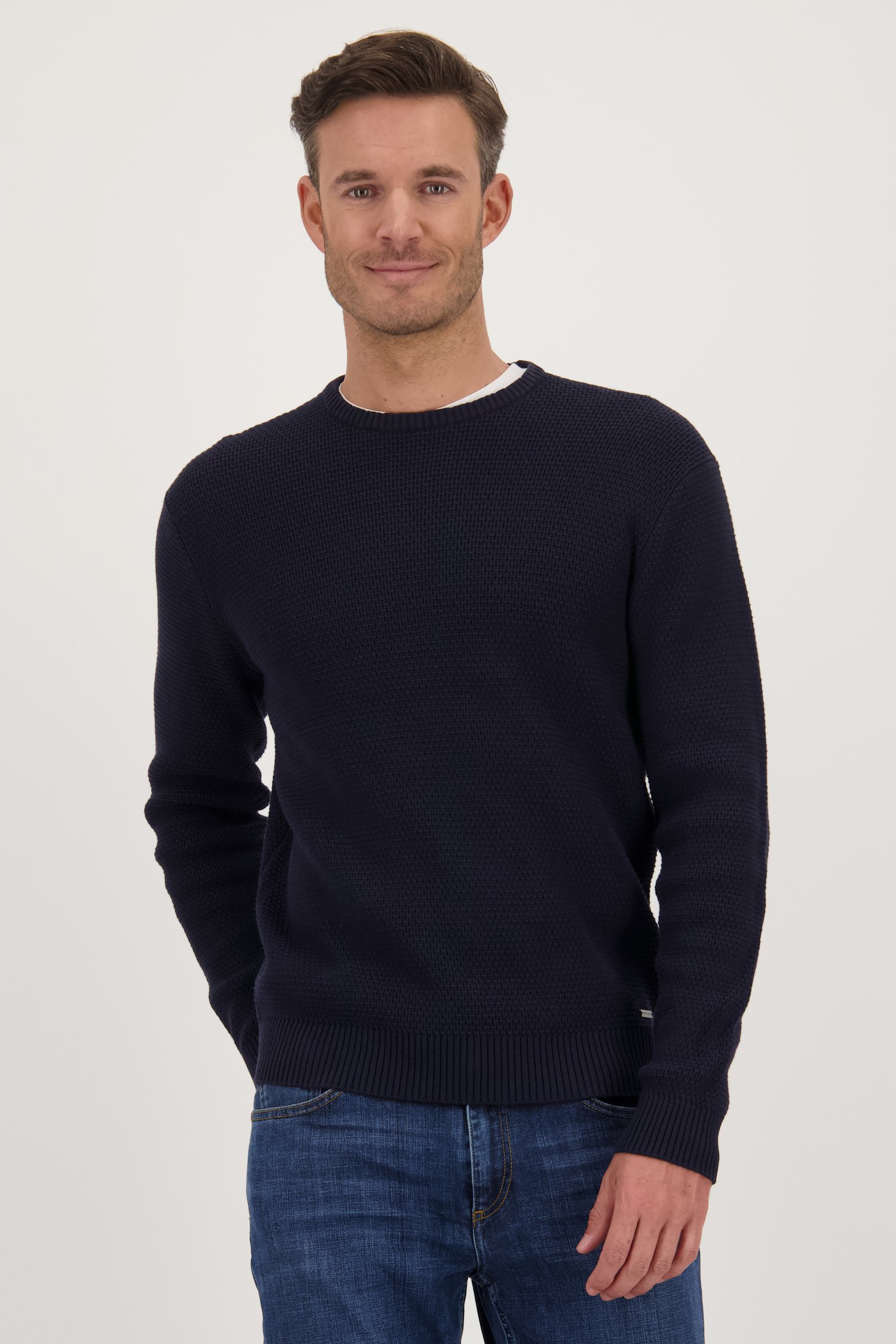Pull bleu foncé à structure fine de Upper East pour Hommes