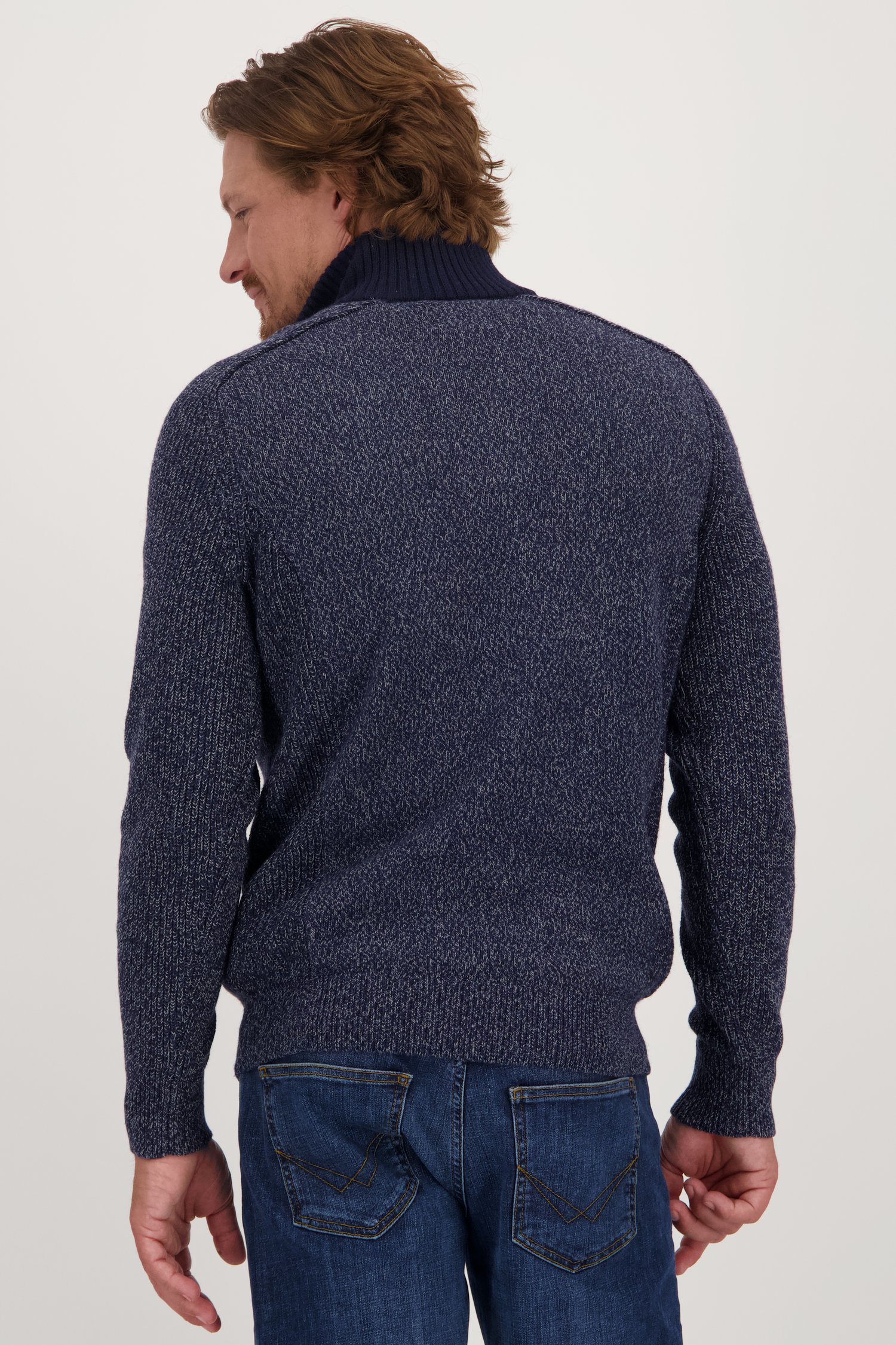 Pull bleu foncé  de Ravøtt pour Hommes