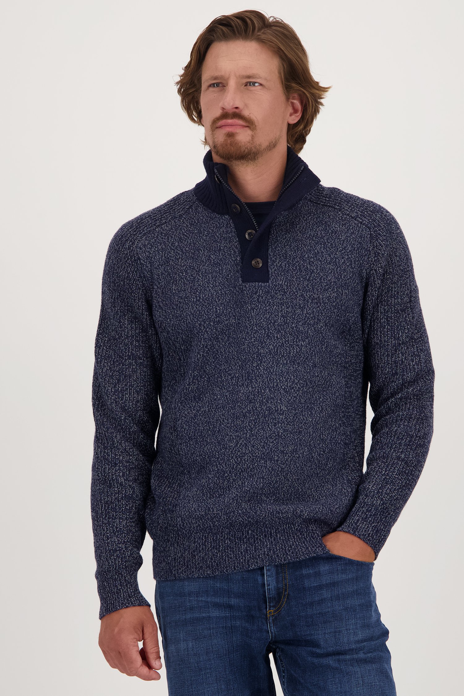 Pull bleu foncé  de Ravøtt pour Hommes