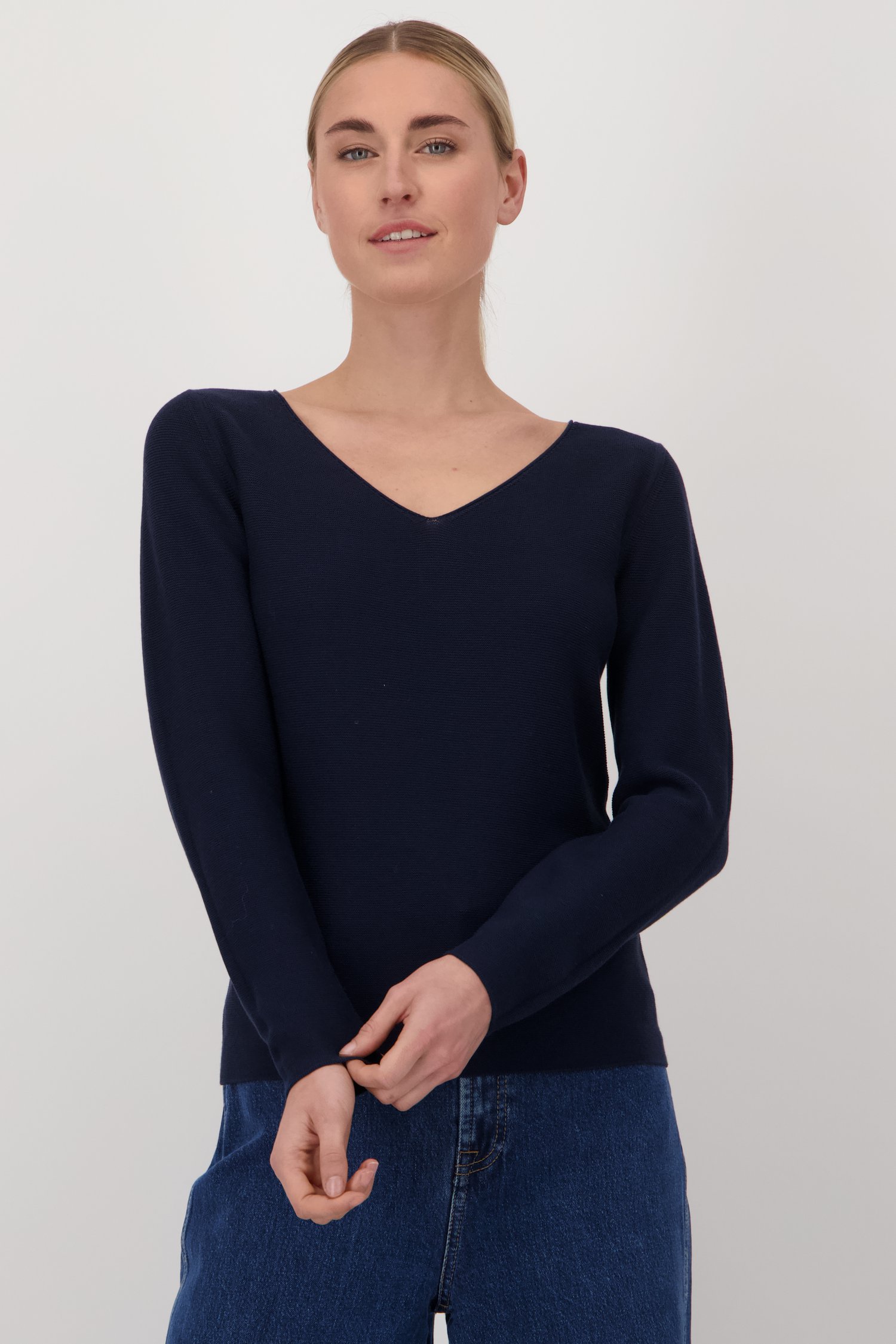 Pull bleu marine avec col en V de Liberty Island pour Femmes