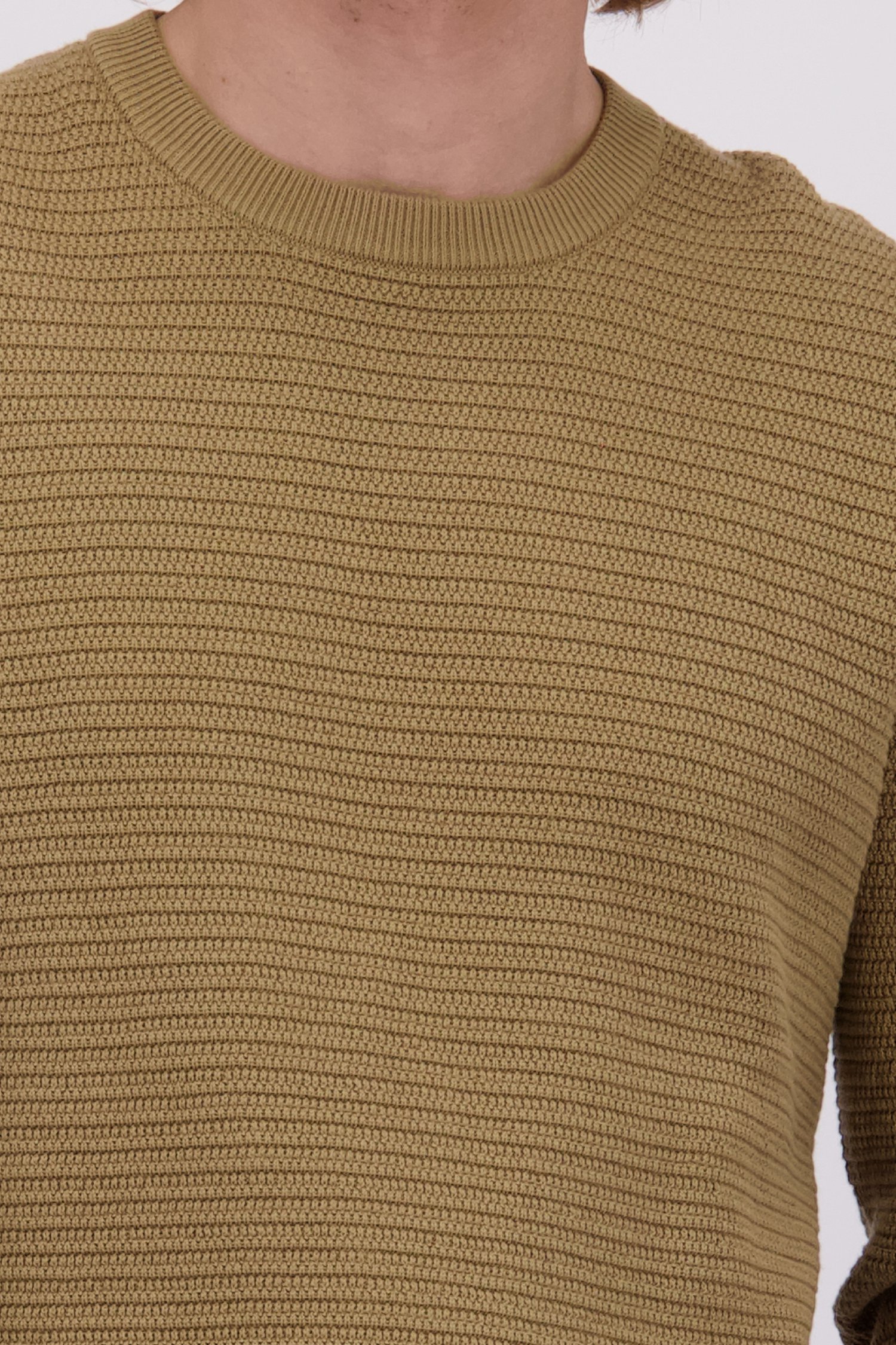 Détail de Pull brun avec rayures tricotées de Ravøtt pour Hommes