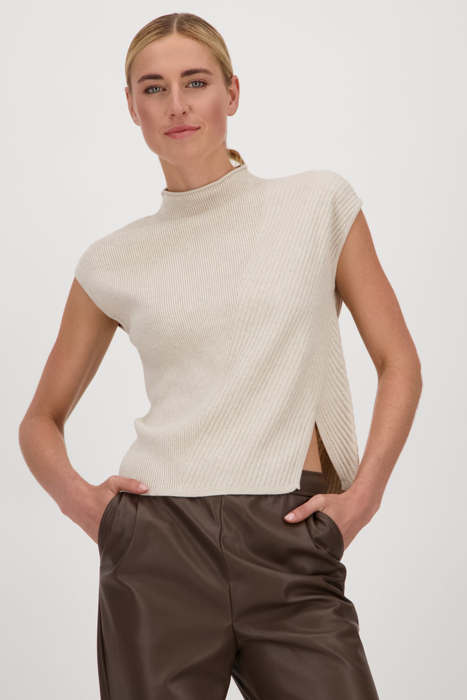Pull côtelé beige	 de Opus pour Femmes