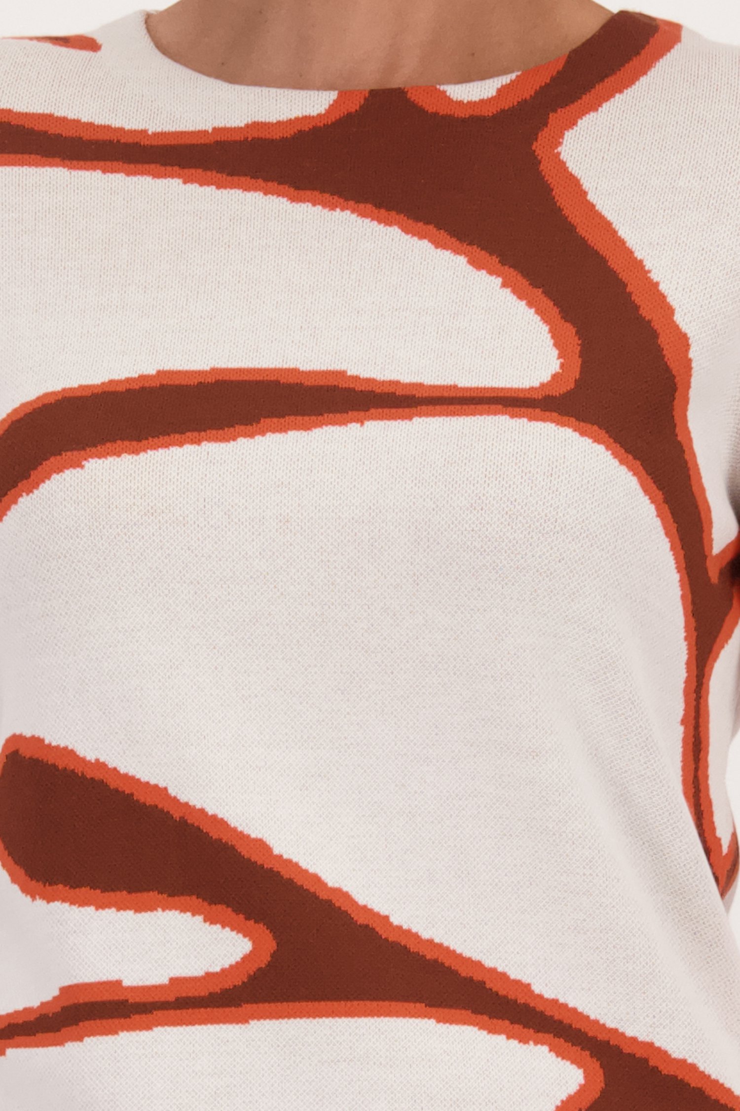 Pull écru à motif marron-orange	 de Claude Arielle pour Femmes