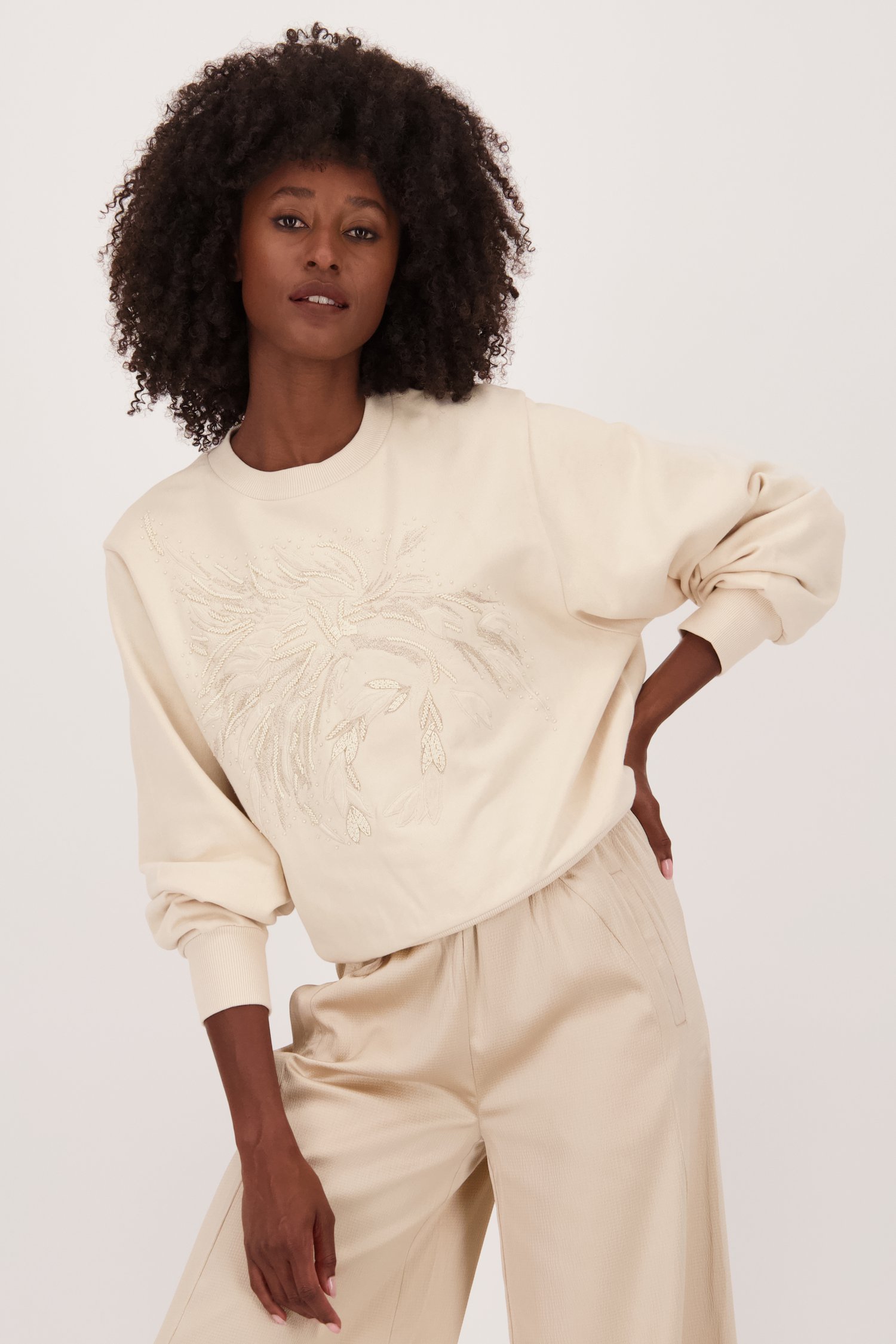 Pull écru avec motif perlé de Louise pour Femmes