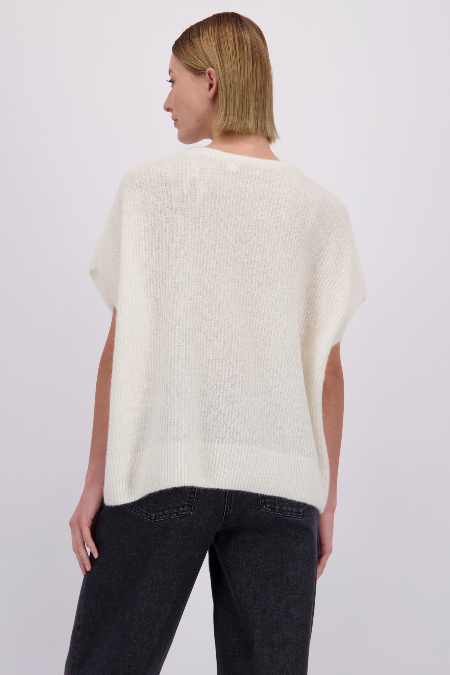 Le dos de Pull écru sans manches de D'Auvry pour Femmes