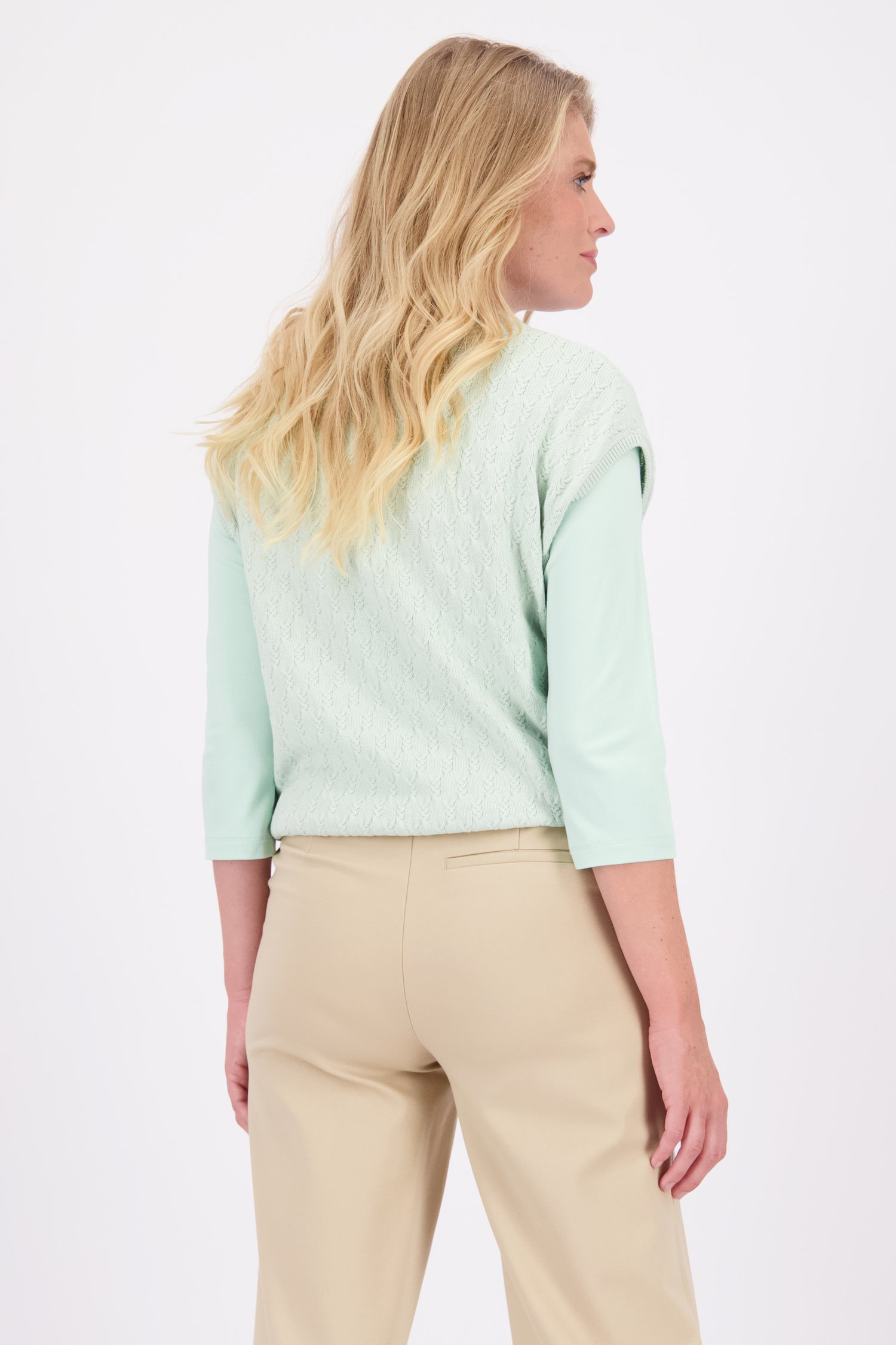 Le dos de Pull en câble sans manches vert clair de Liberty Loving nature pour Femmes