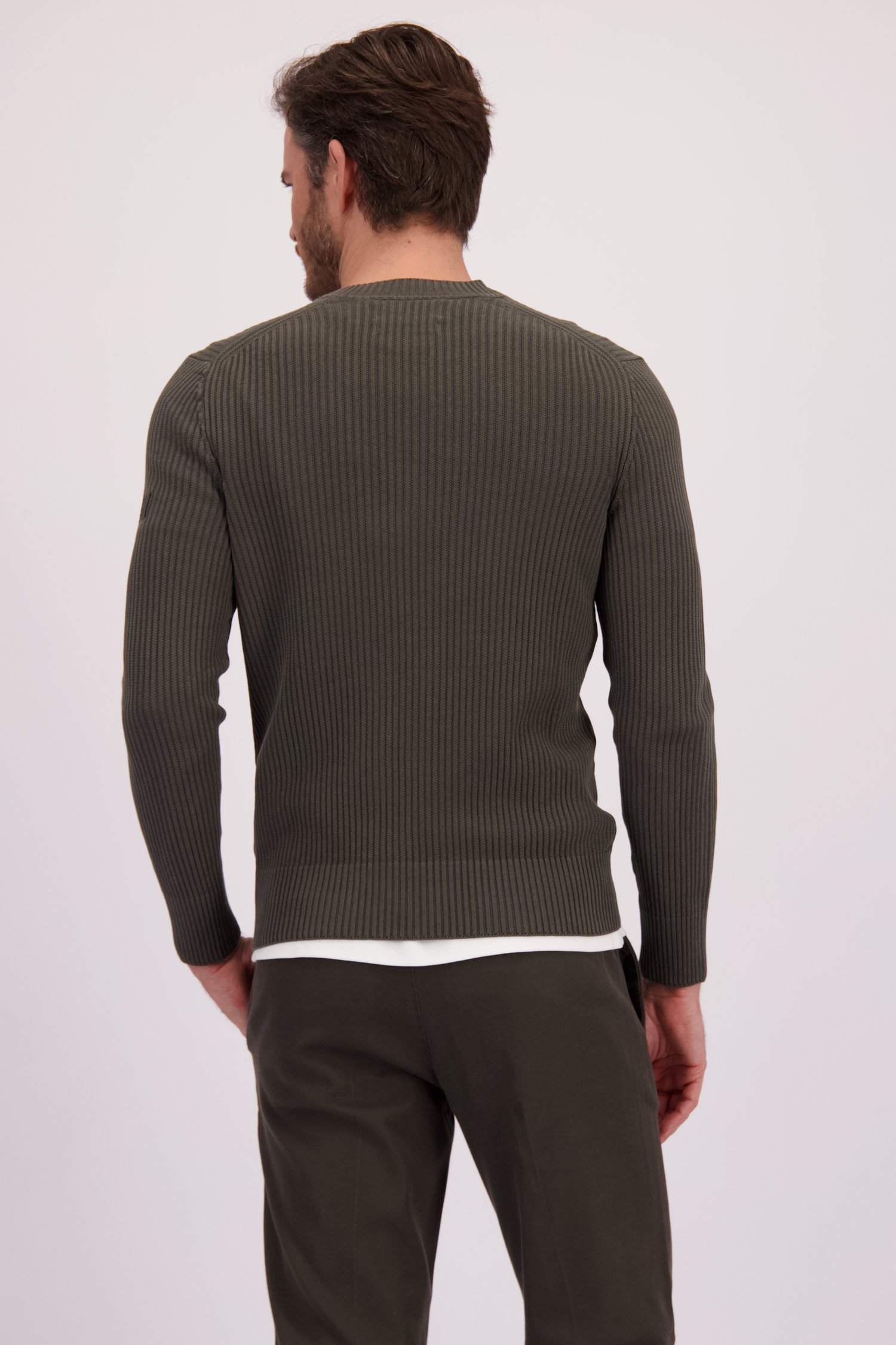 Le dos de Pull en maille vert foncé de Marc O'Polo pour Hommes