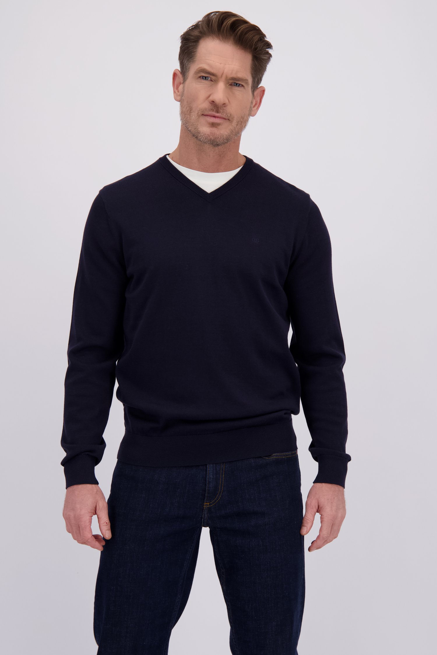 Le devant de Pull fin bleu foncé à col V de Dansaert Blue pour Hommes
