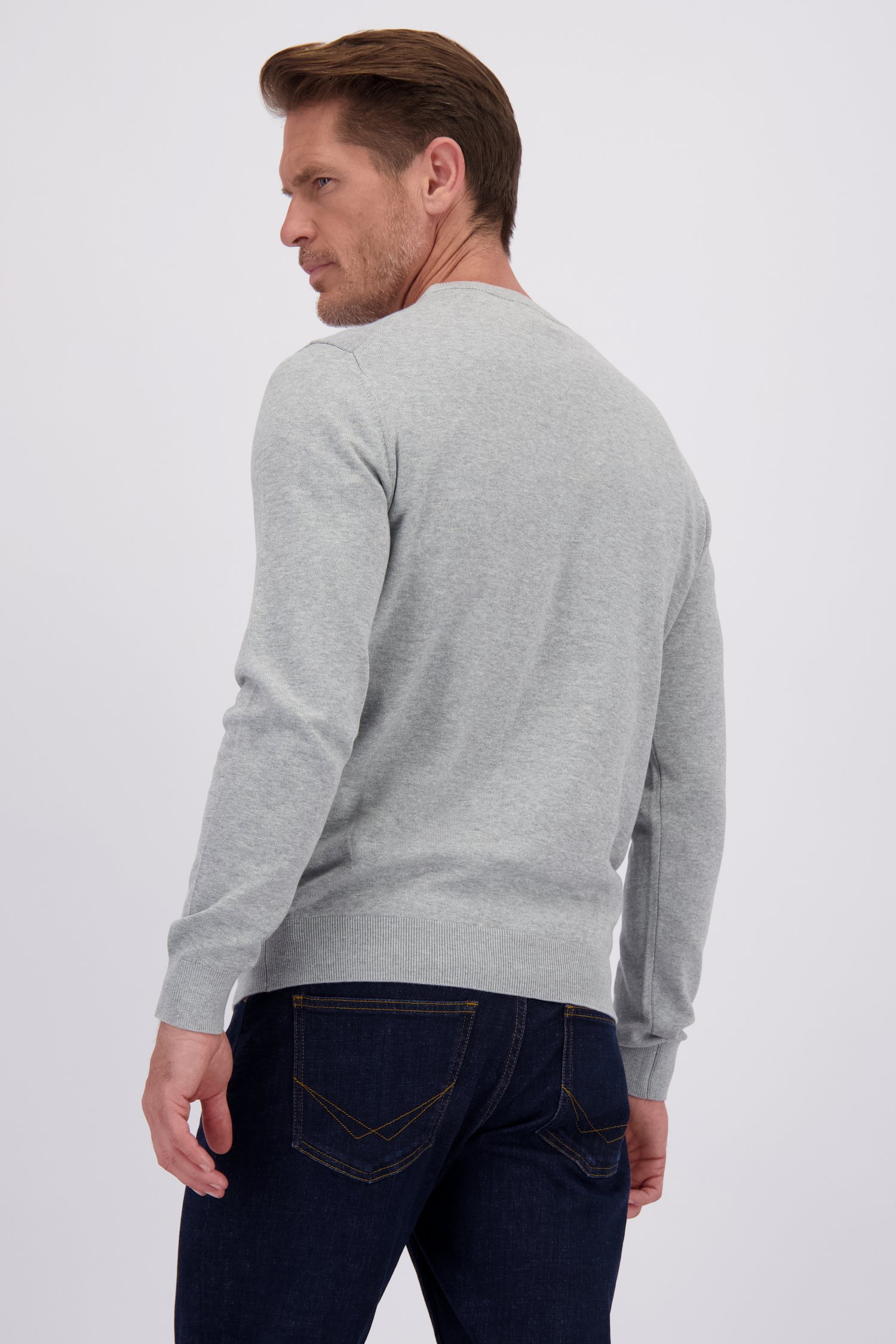 Le dos de Pull fin grise à col rond de Dansaert Blue pour Hommes