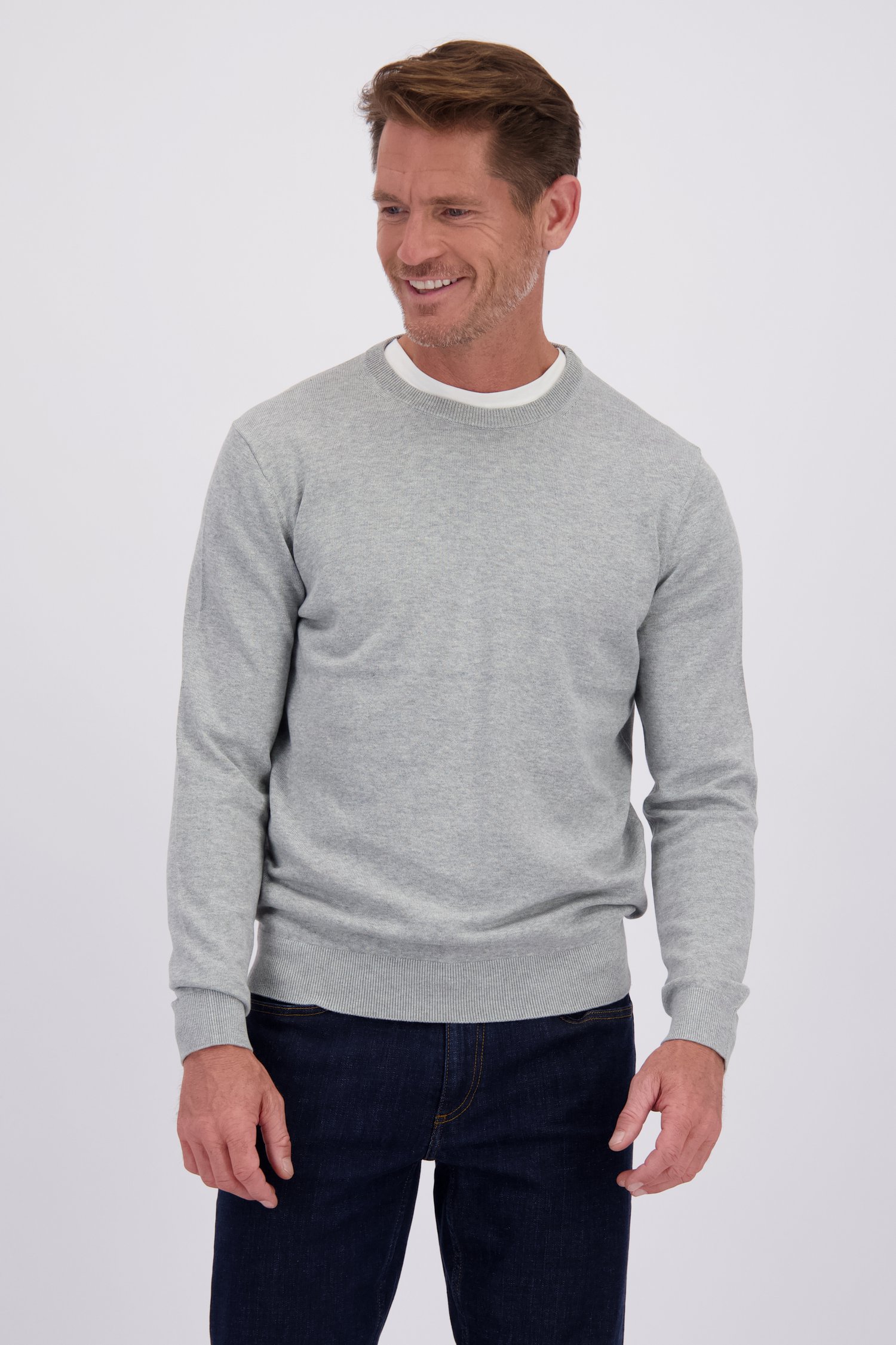 Le devant de Pull fin grise à col rond de Dansaert Blue pour Hommes