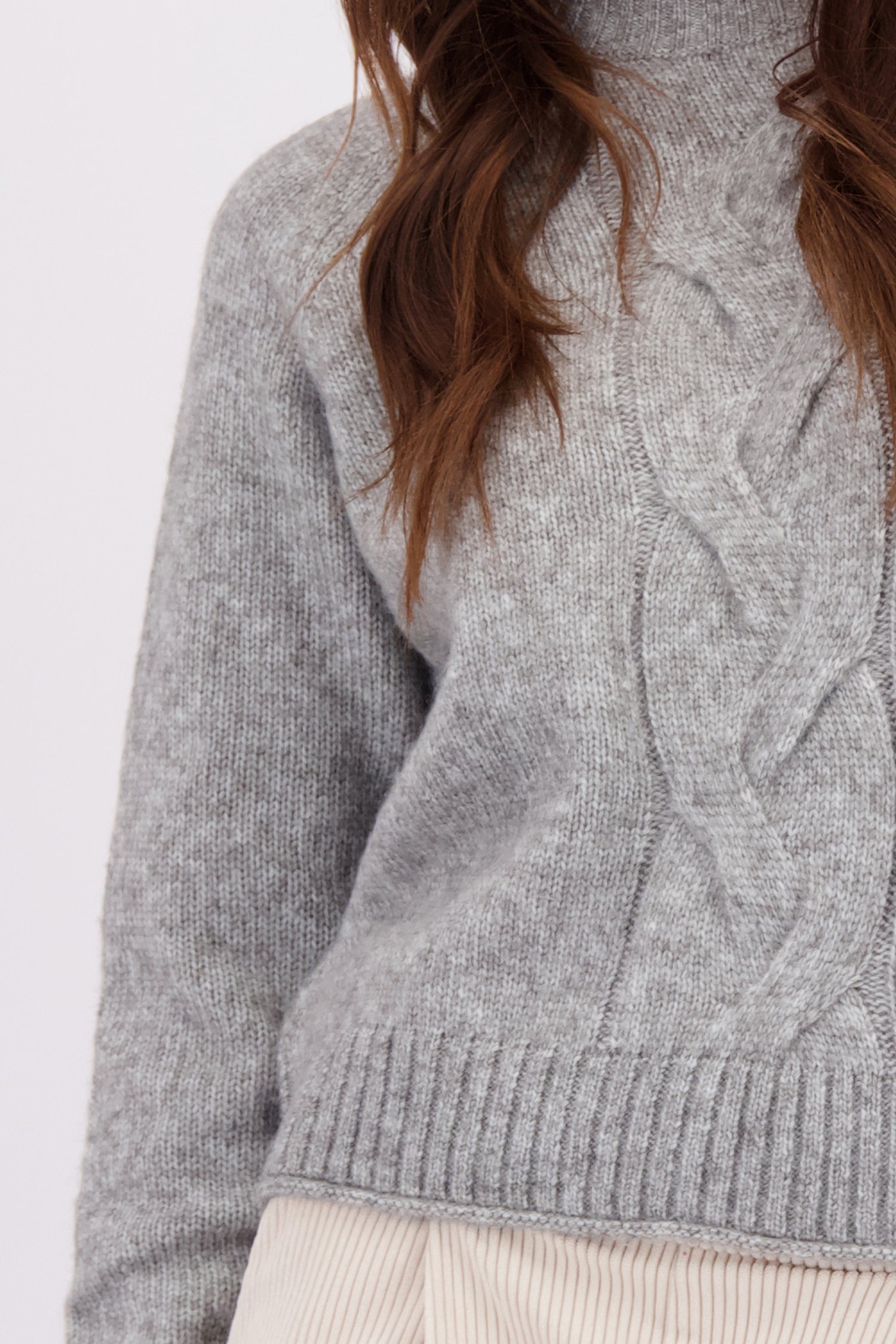 Détail de Pull gris à motif torsadé de JDY pour Femmes