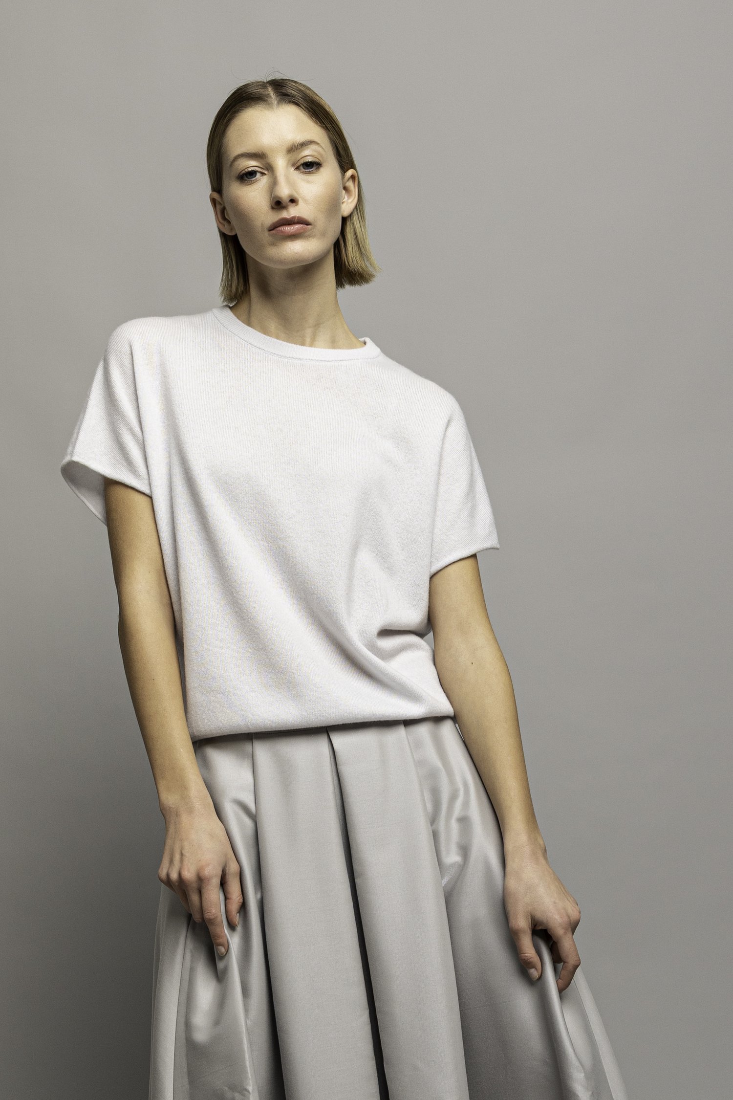 Photo supplémentaire 5 de Pull gris clair en cachemire de D'Auvry Studio pour Femmes