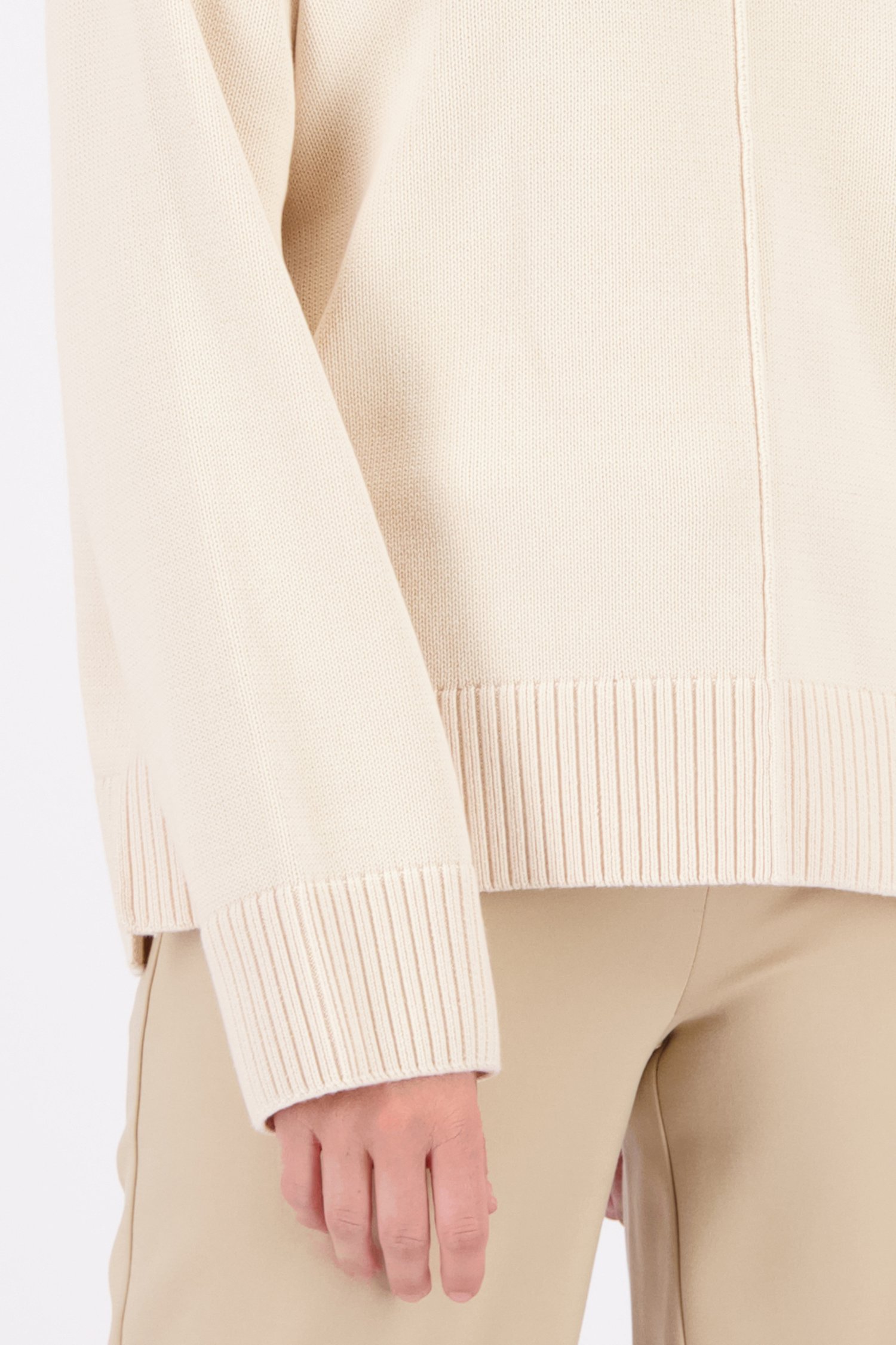 Détail de Pull jaune-beige de Liberty Loving nature pour Femmes