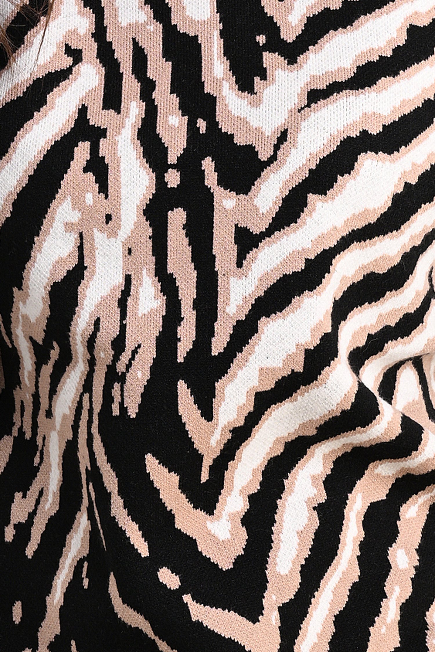 Pull noir à imprimé animalier beige/écru de Bicalla pour Femmes