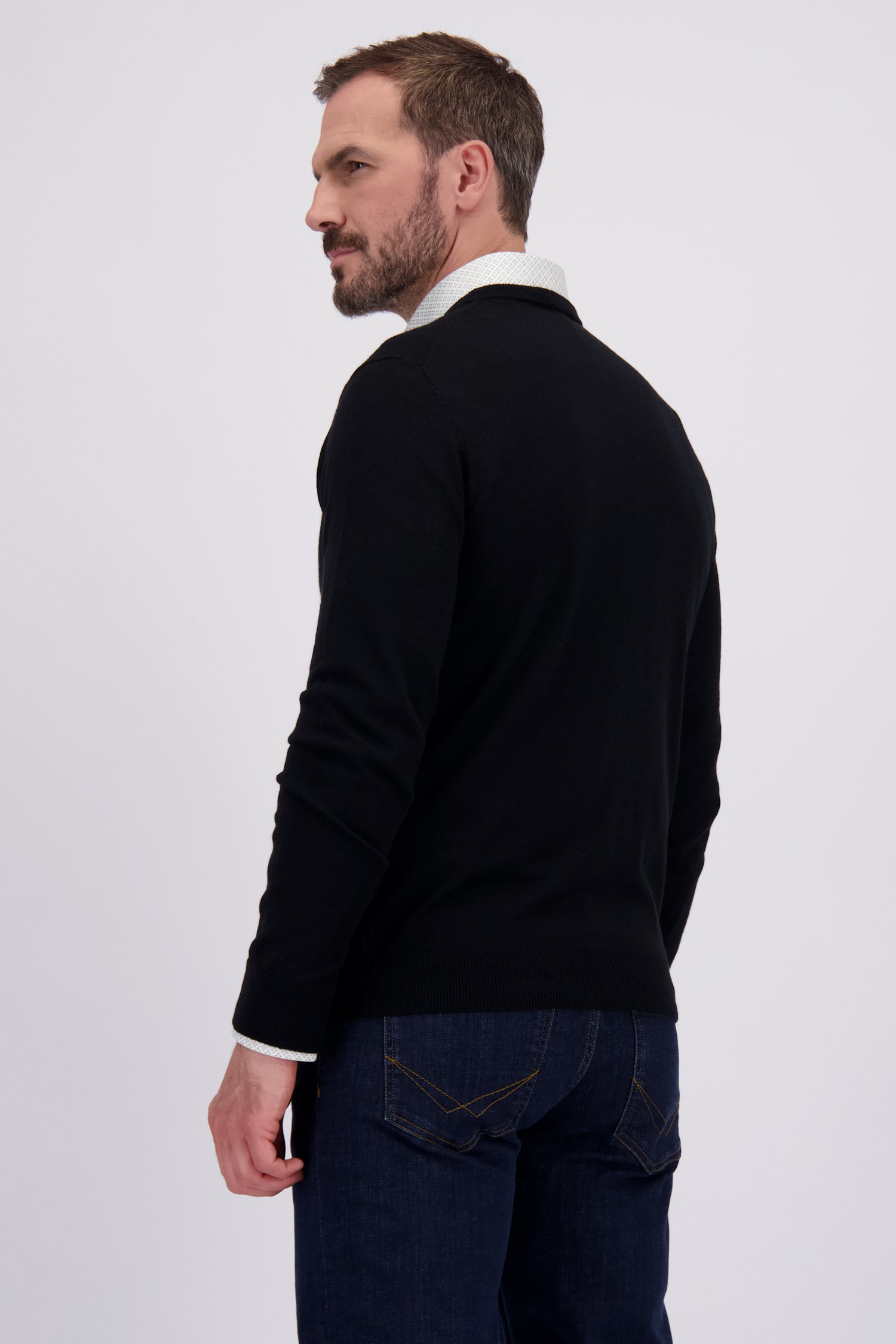 Le dos de Pull noir en maille fine avec col rond  de Dansaert Black pour Hommes