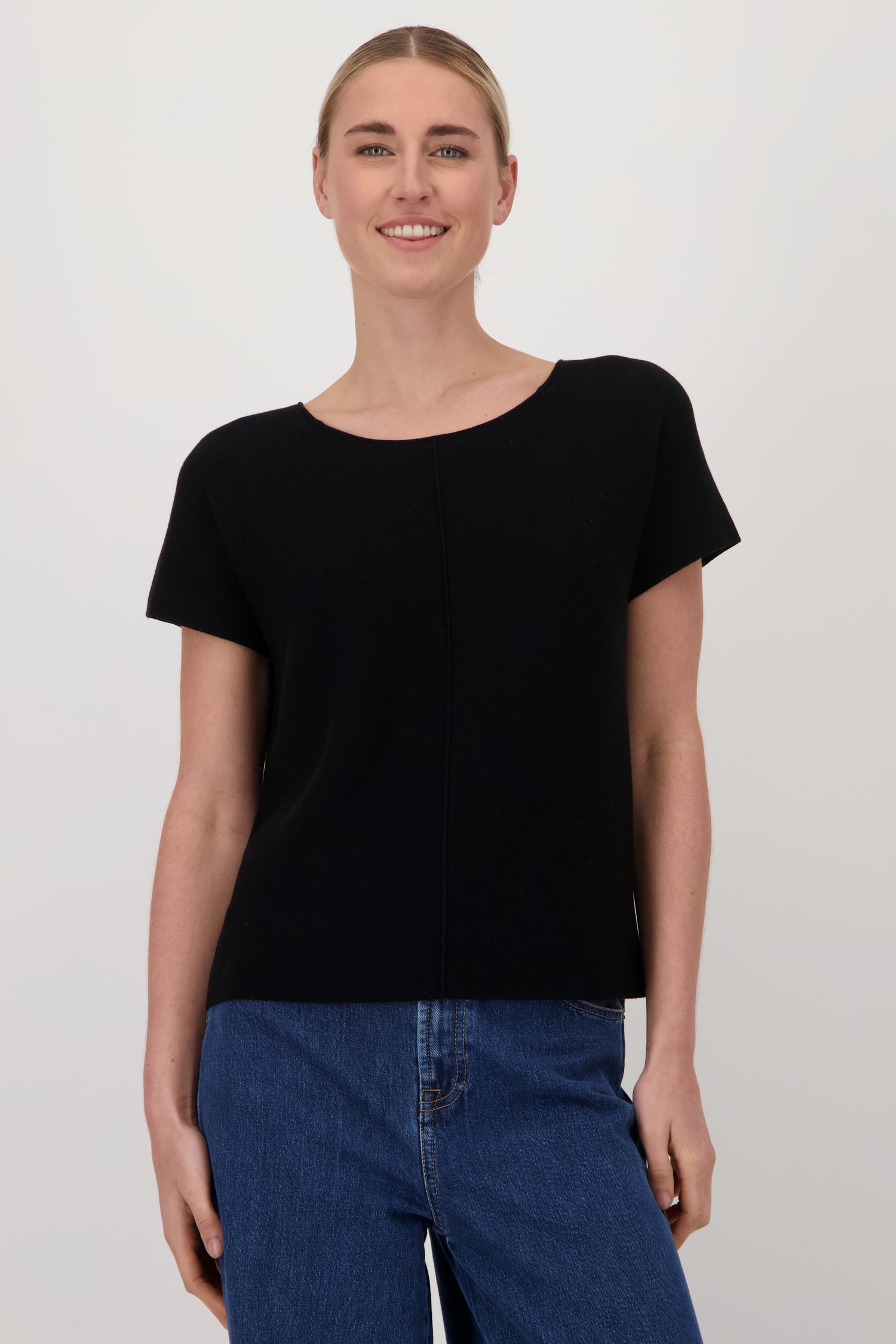 Pull noir finement tricoté de Liberty Island pour Femmes