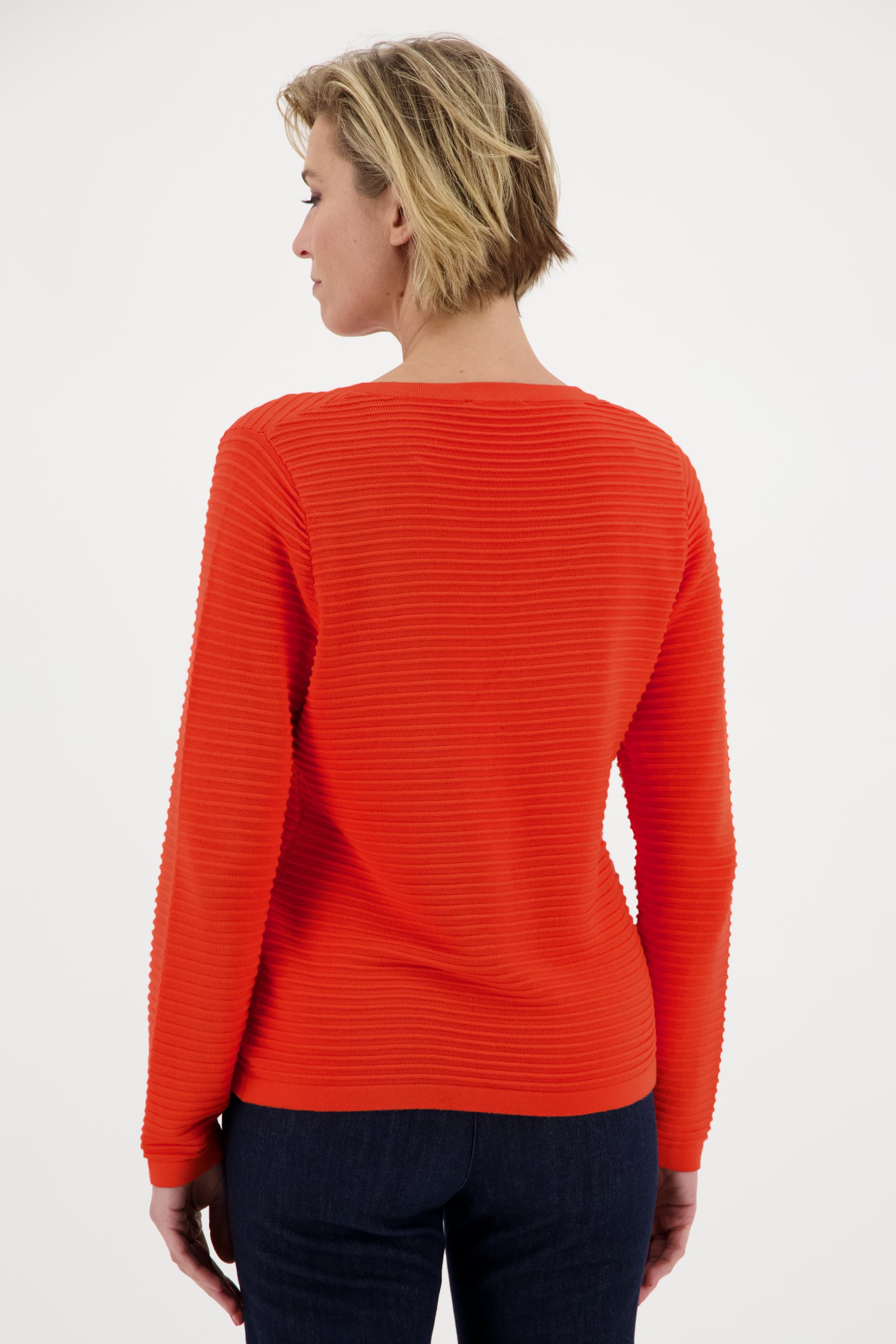 Pull orange-rouge en tissu côtelé de Claude Arielle pour Femmes