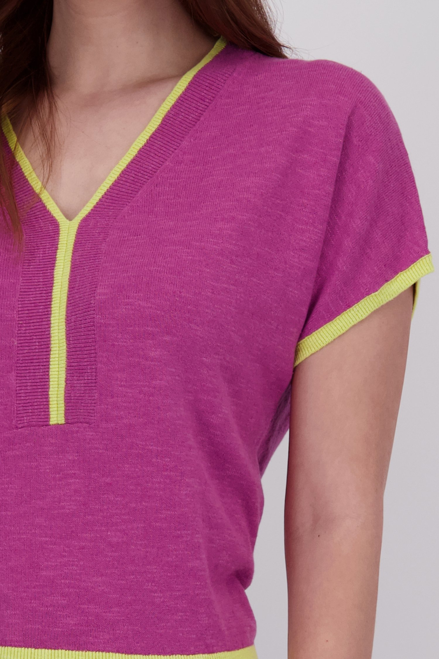 Pull rose aux accents vert lime de Libelle pour Femmes