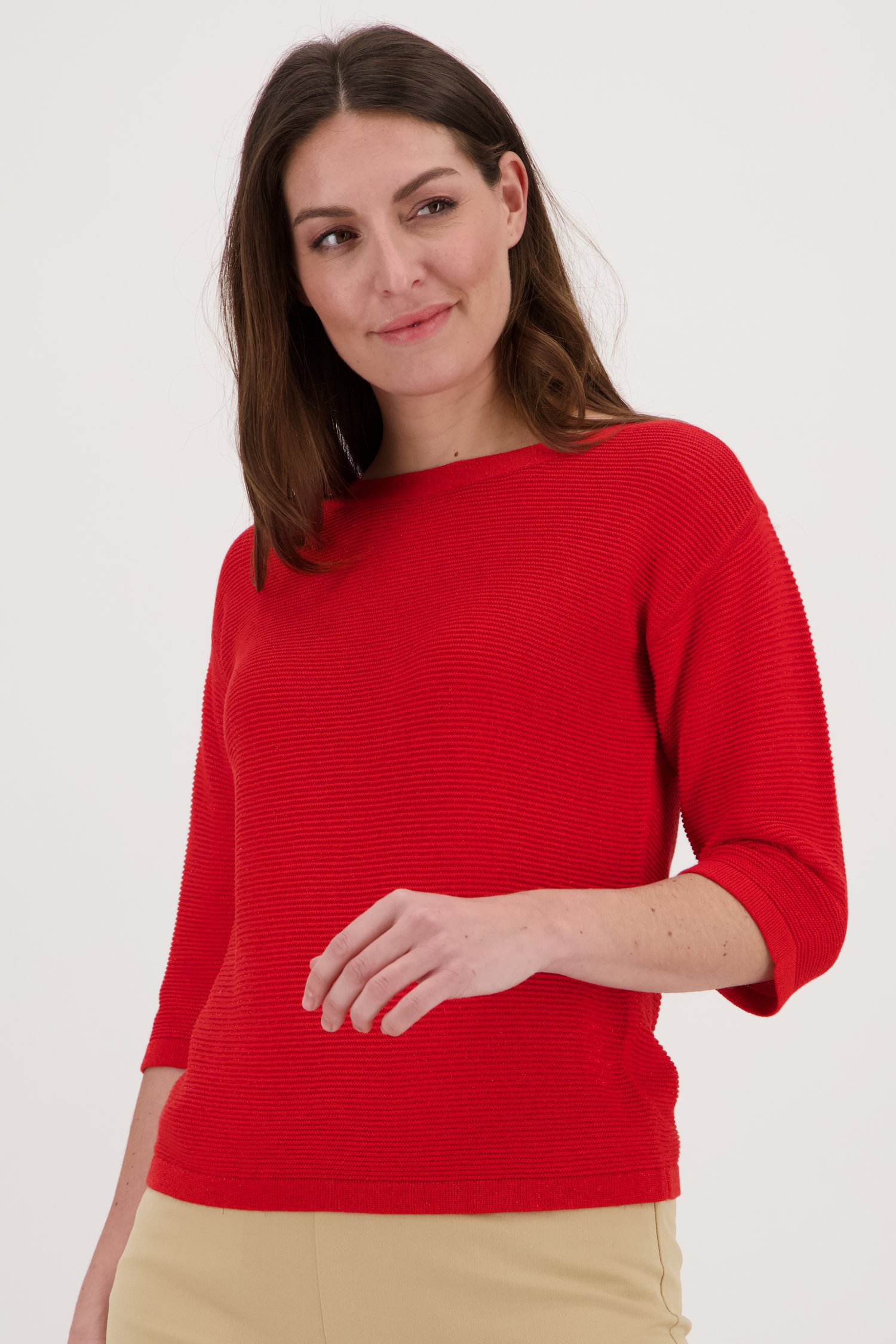 Pull rouge scintillant  de Claude Arielle pour Femmes