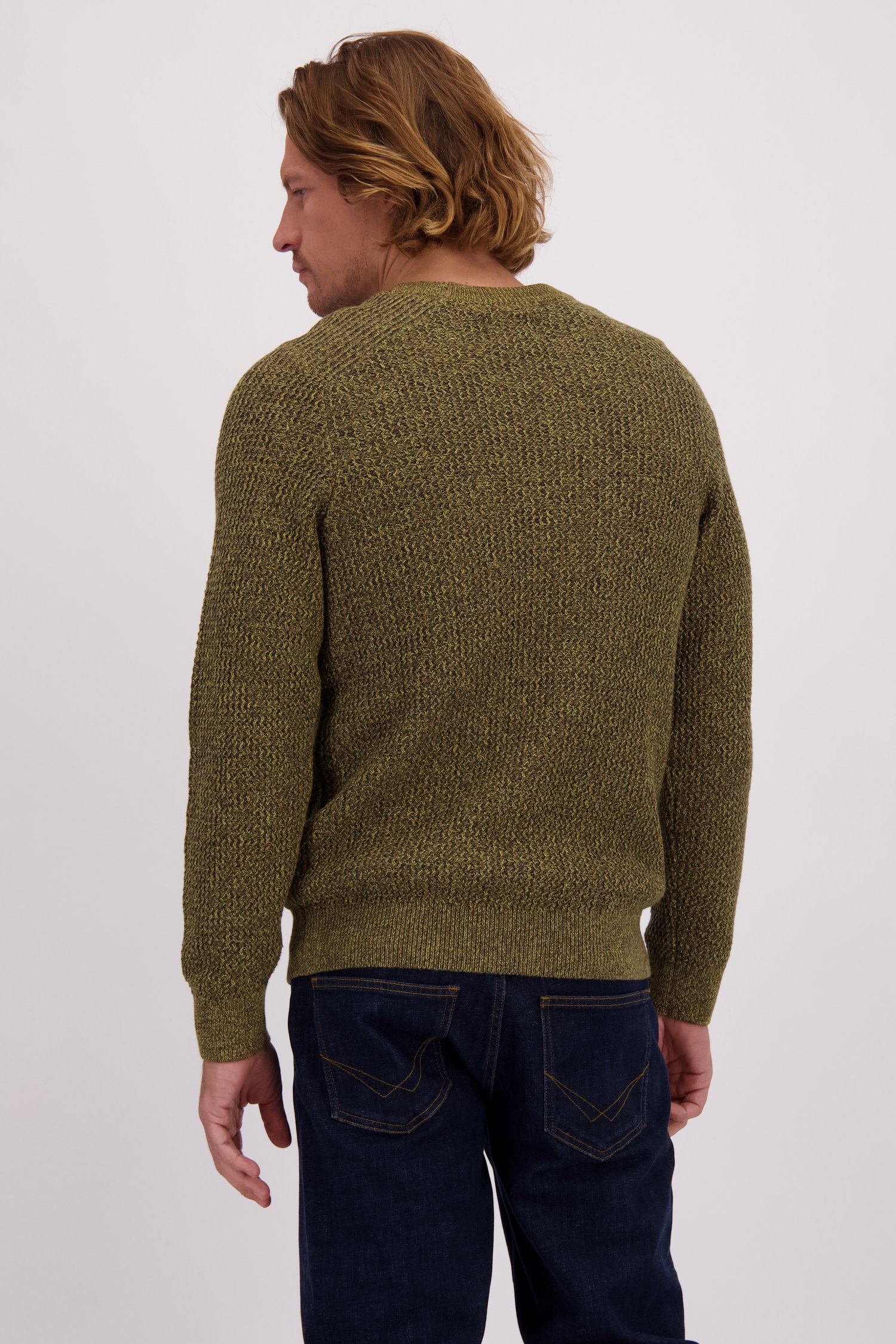 Le dos de Pull vert-jaune mélangé avec col rond  de Ravøtt pour Hommes