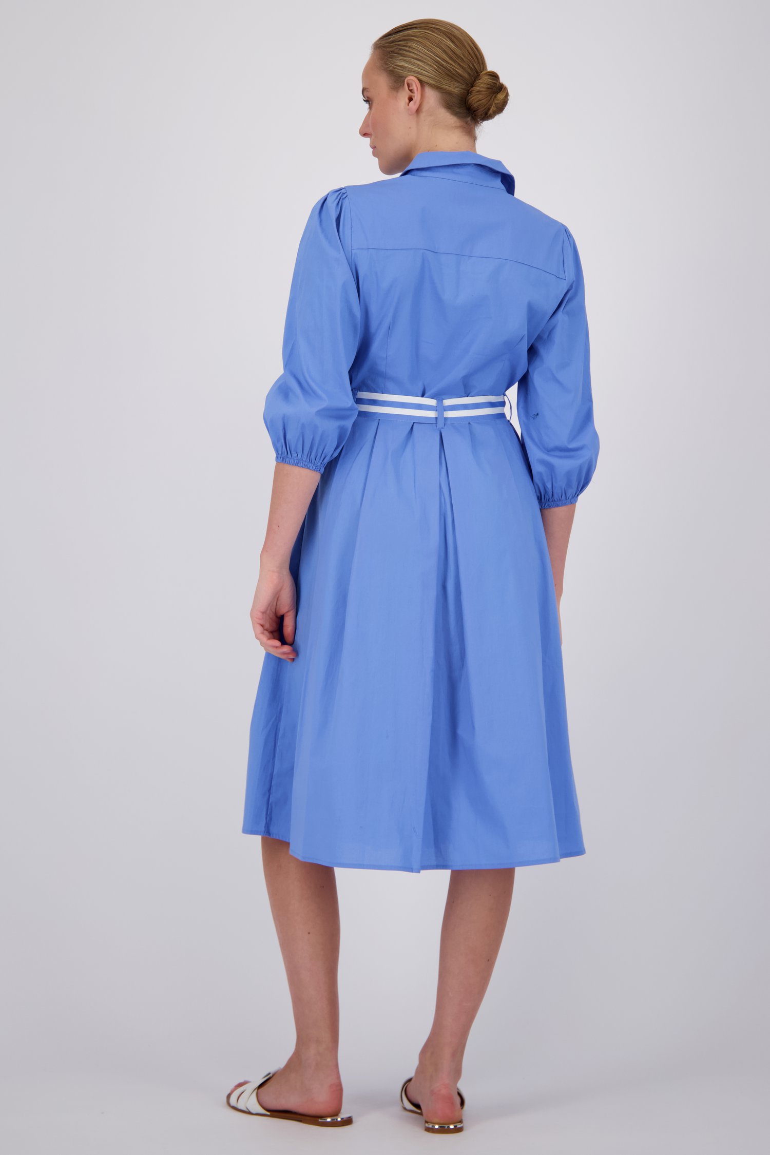 Robe bleue avec ceinture à nœud de More & More pour Femmes