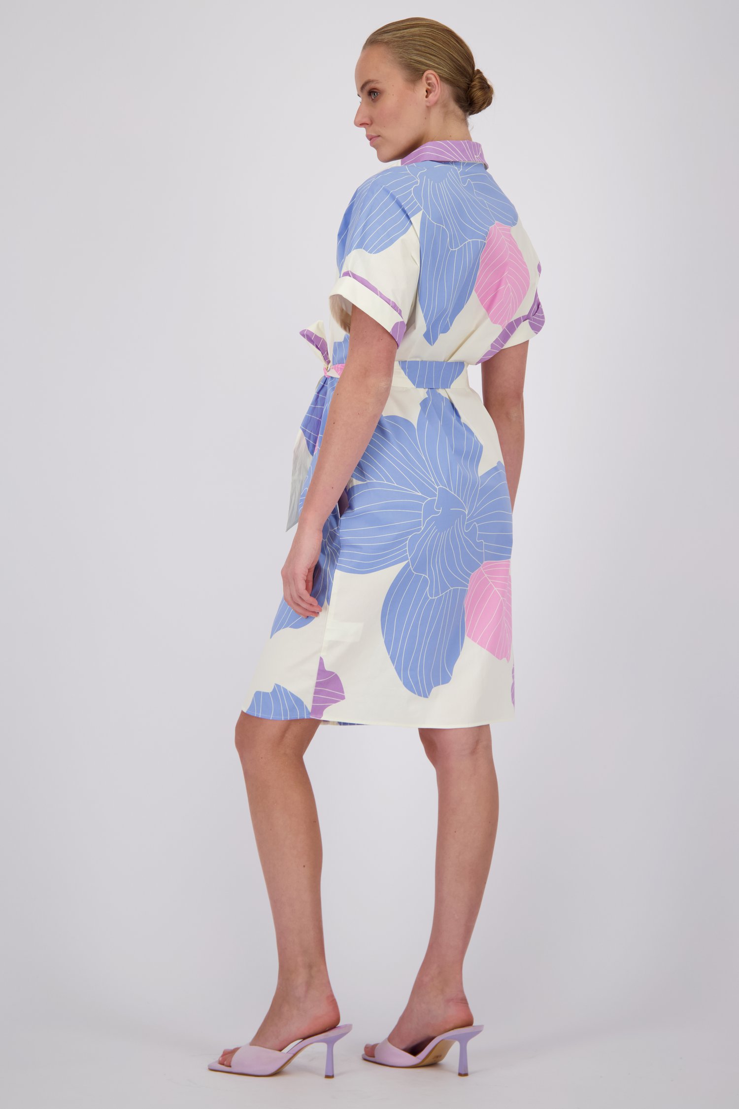 Robe chemise avec imprimé floral lilas et bleu de D'Auvry pour Femmes