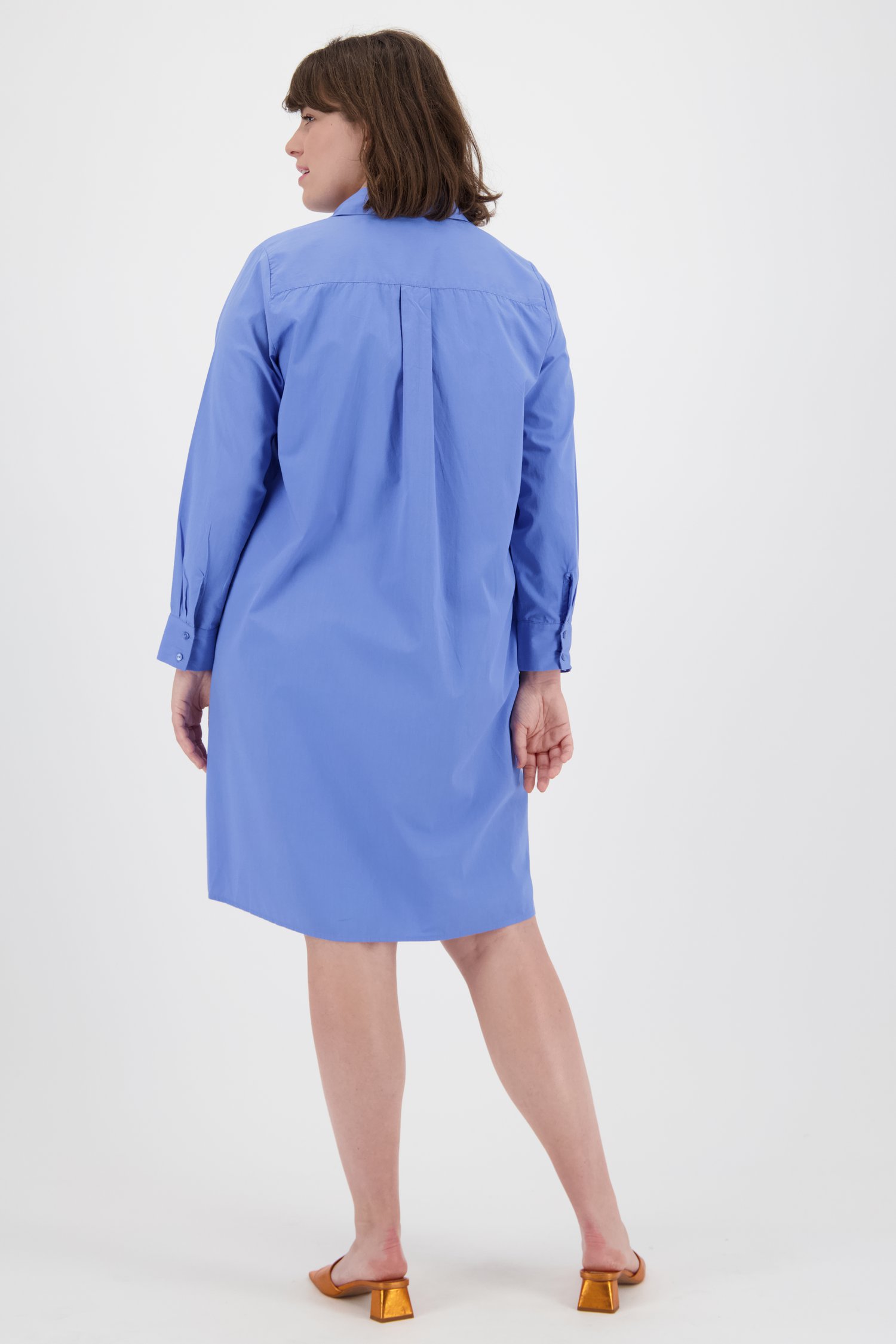 Robe chemise bleue mi-longue de Only Carmakoma pour Femmes