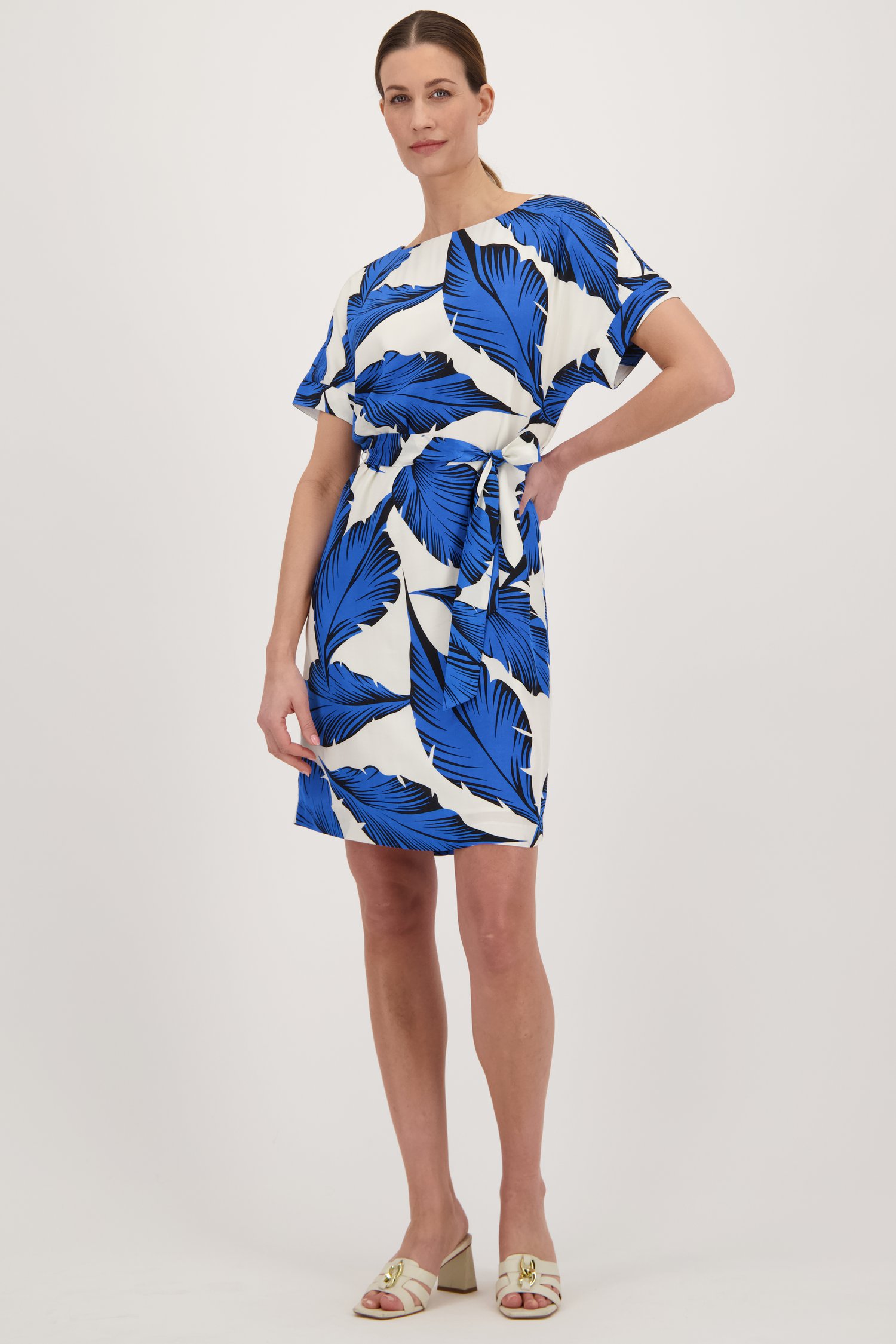 Robe écrue à imprimé feuilles bleues   de D'Auvry pour Femmes