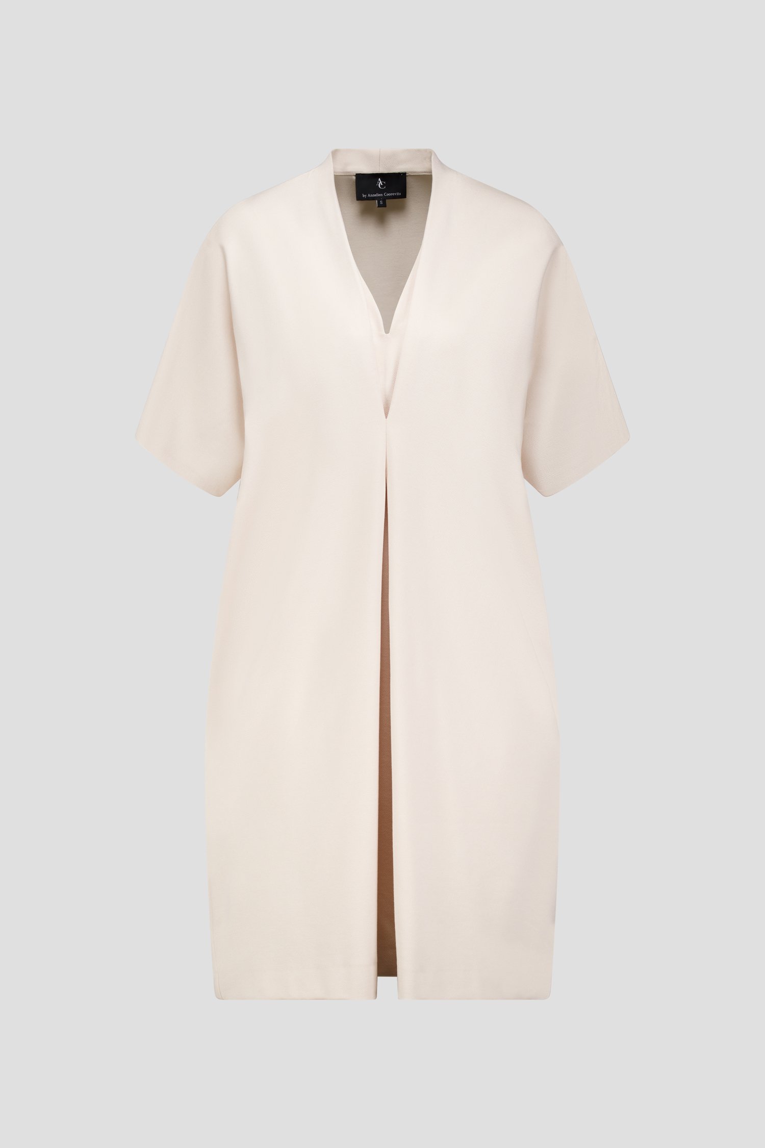 Photo produit 1 de Robe midi écru à double col en V de AC by Annelien Coorevits pour Femmes