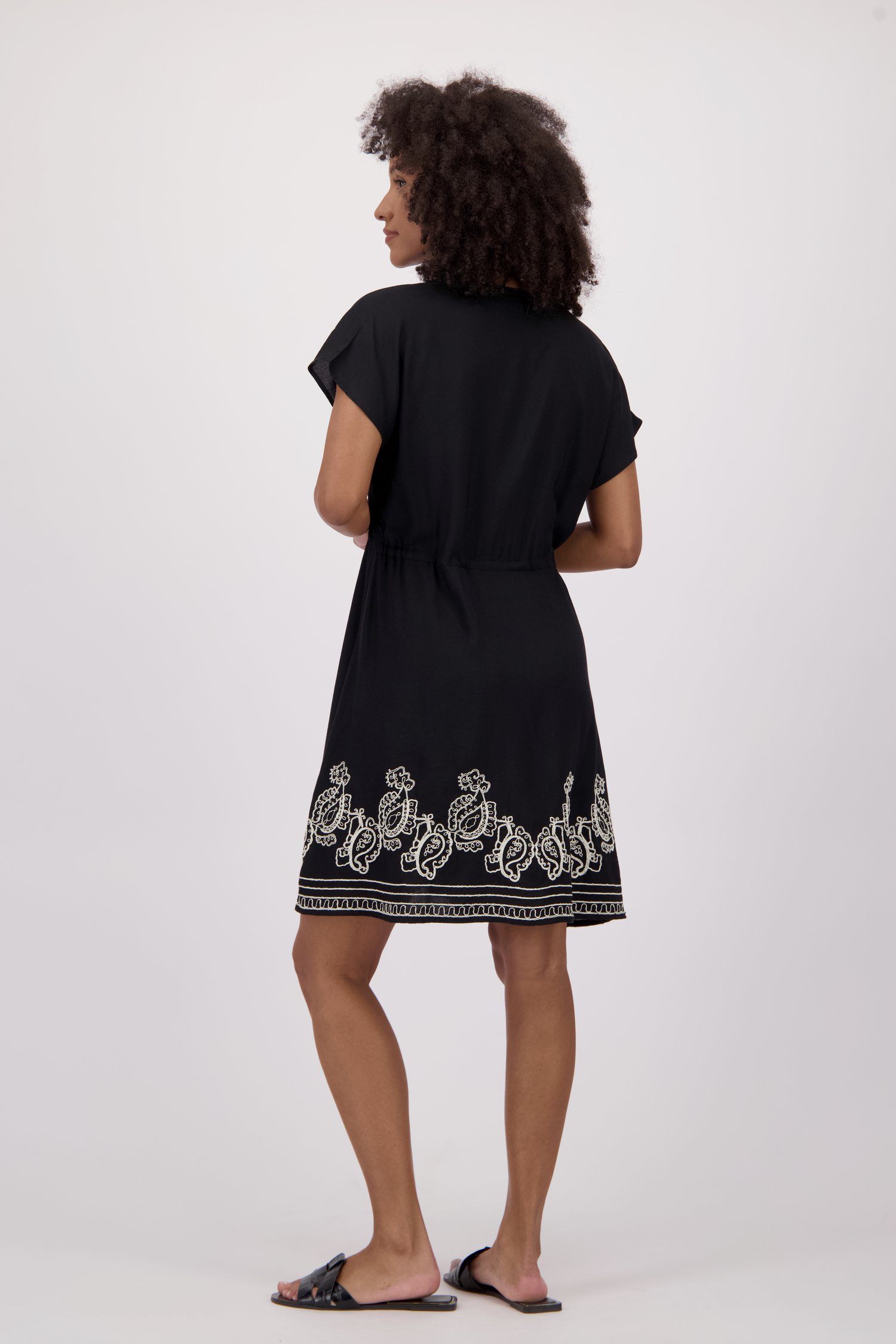 Robe noire avec motif brodé de JDY pour Femmes