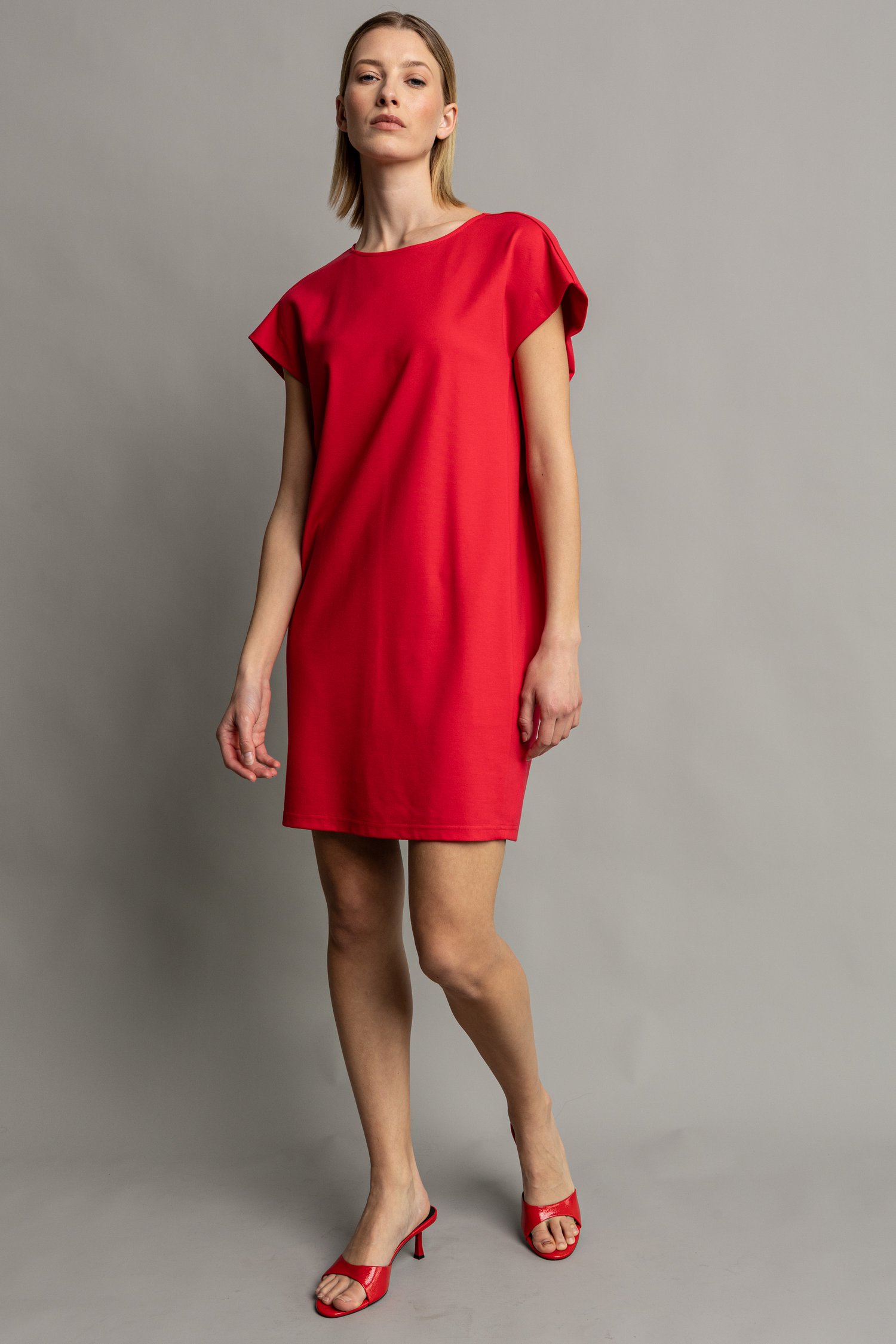 Photo supplémentaire 5 de Robe rouge à manches courtes de D'Auvry pour Femmes
