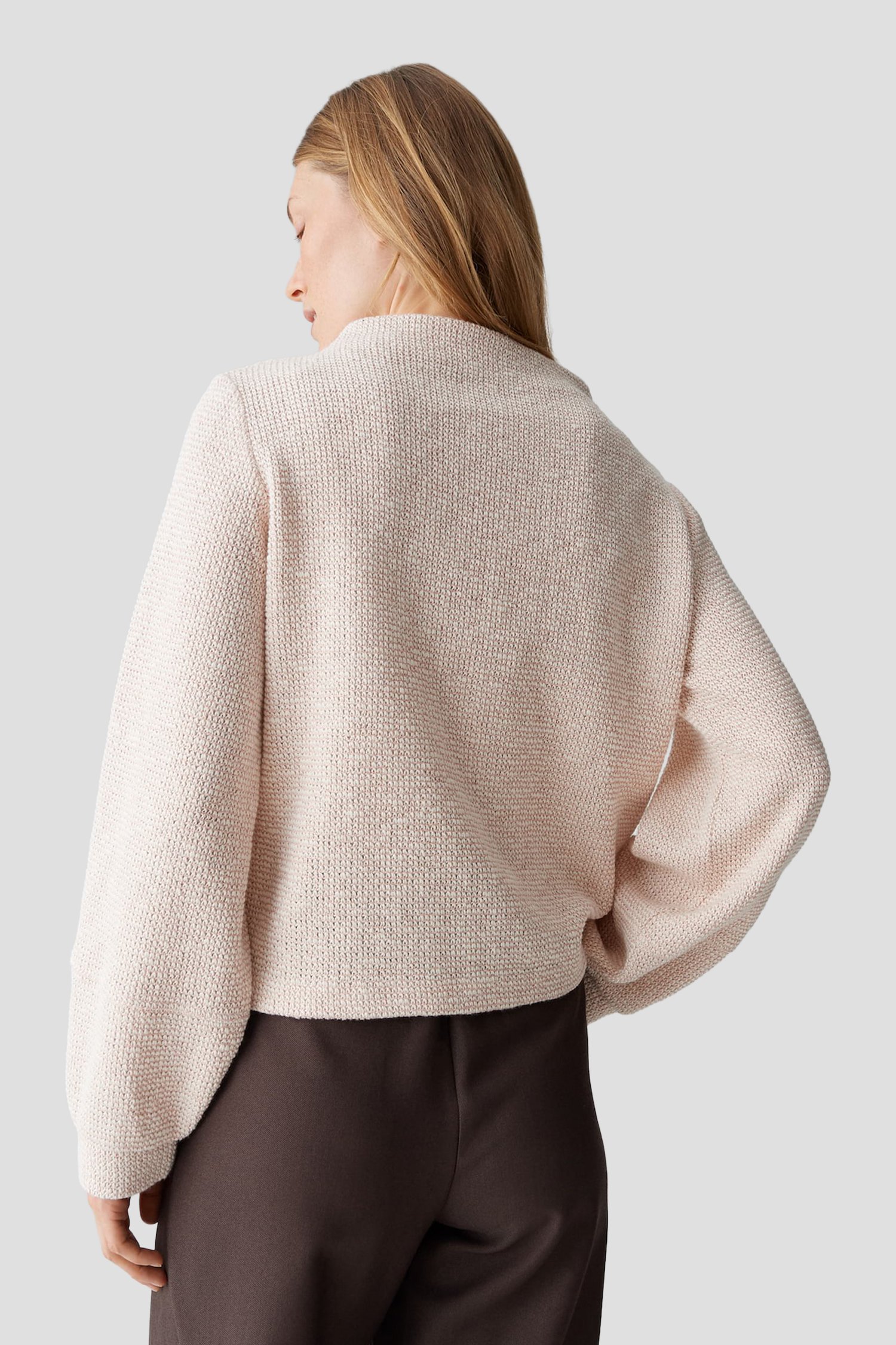 Achterkant van Roze gemêleerde trui met ballonmouwen  door Opus voor Dames