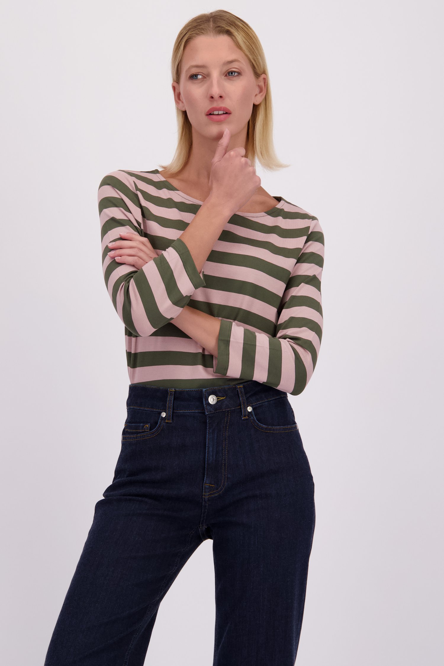 Voorkant van Roze-kaki gestreept T-shirt met 3/4 mouwen door More & More voor Dames