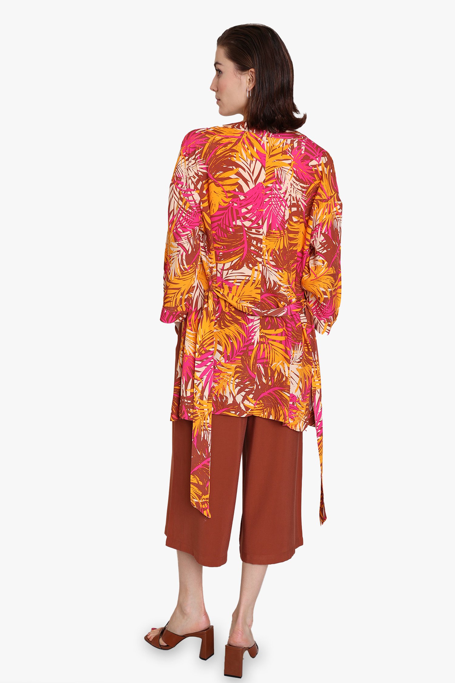 Roze-oranje blouse met bladerprint en striklint van Louise voor Dames