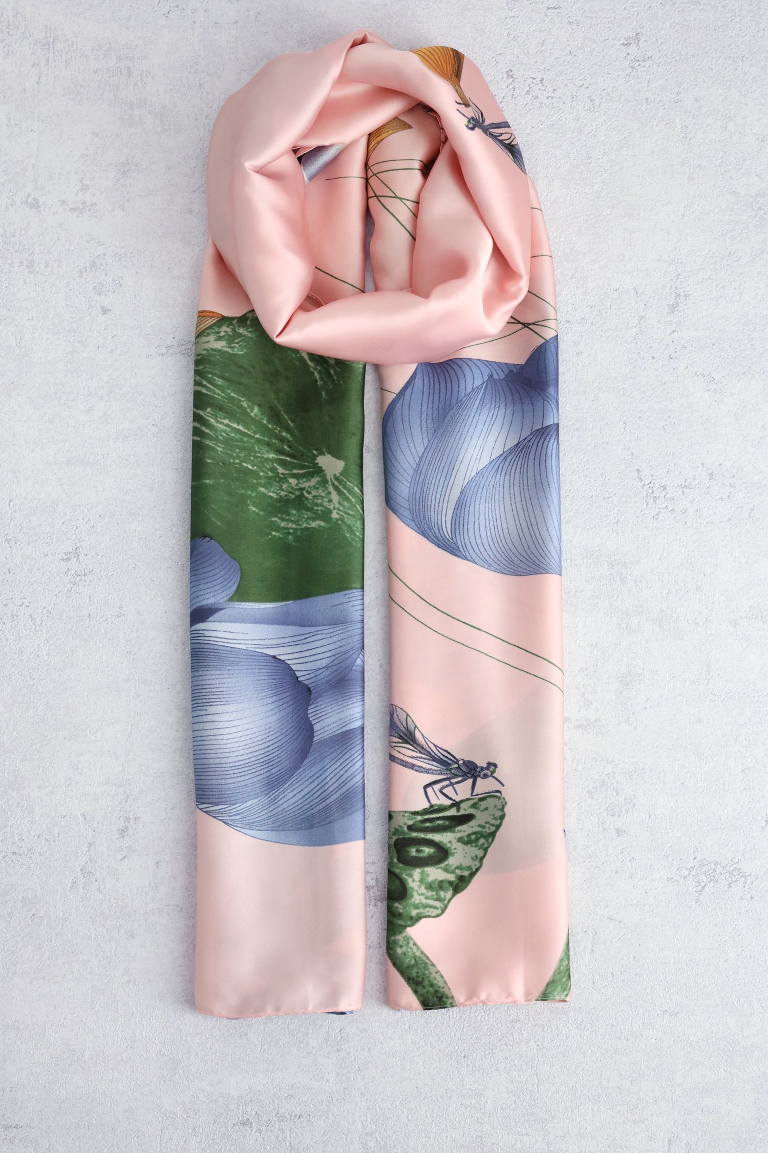 Voorkant van Roze sjaaltje met bloemenprint door Modeno voor Dames