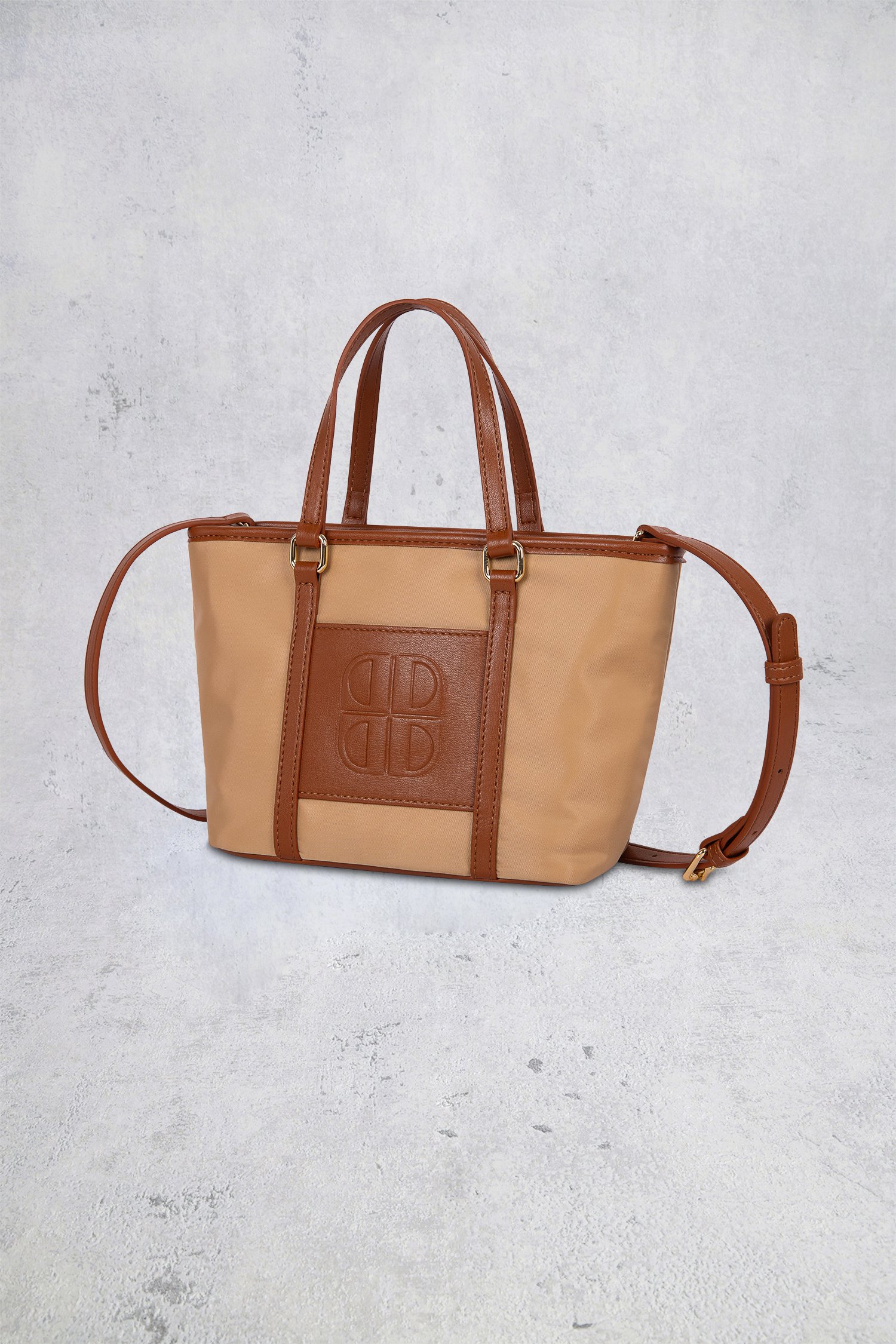 Photo produit 1 de Sac à main taupe avec détails bruns aspect cuir de Laurent David pour Femmes