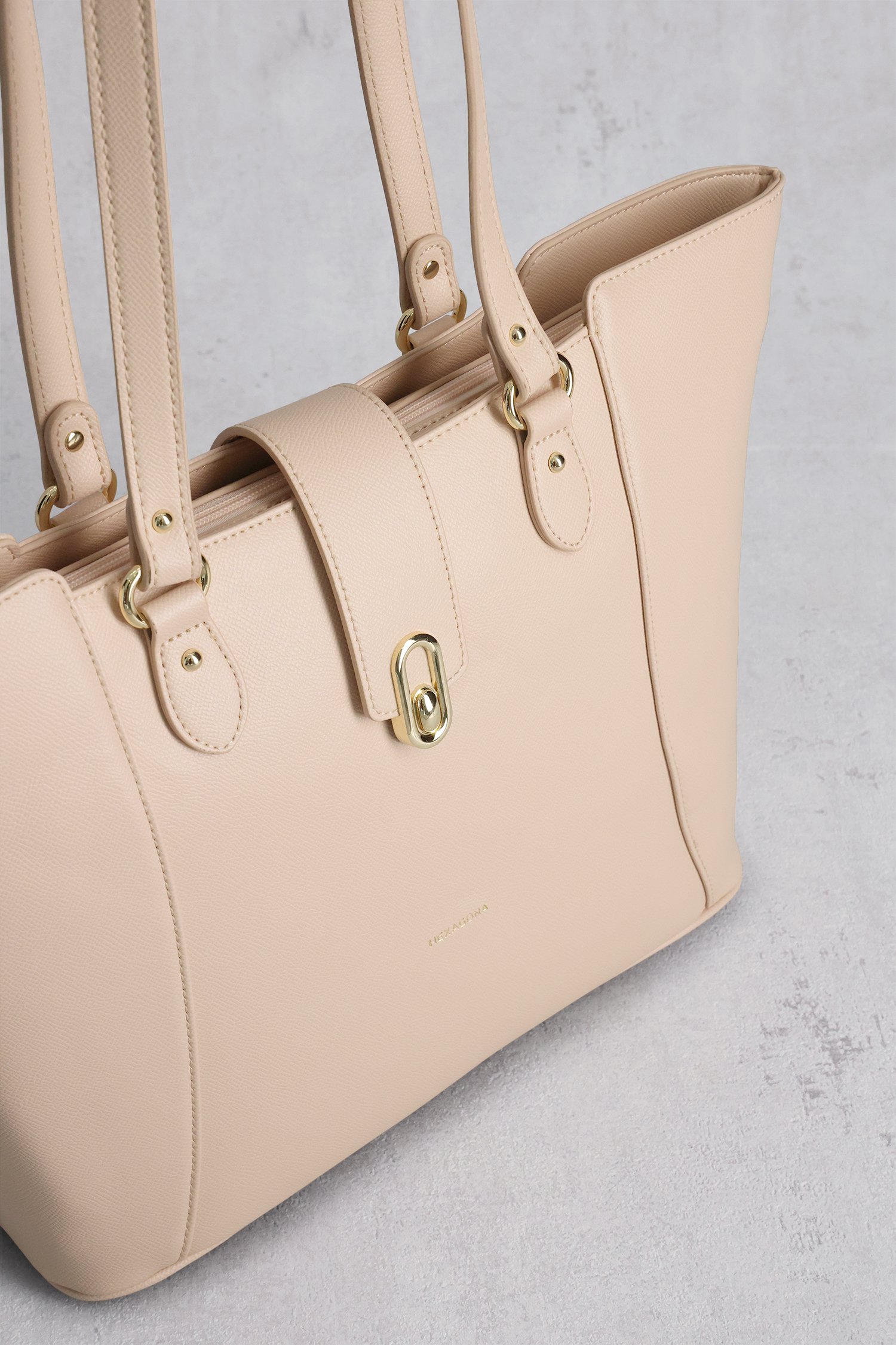 Sac bandoulière beige en aspect cuir  de Hexagona pour Femmes