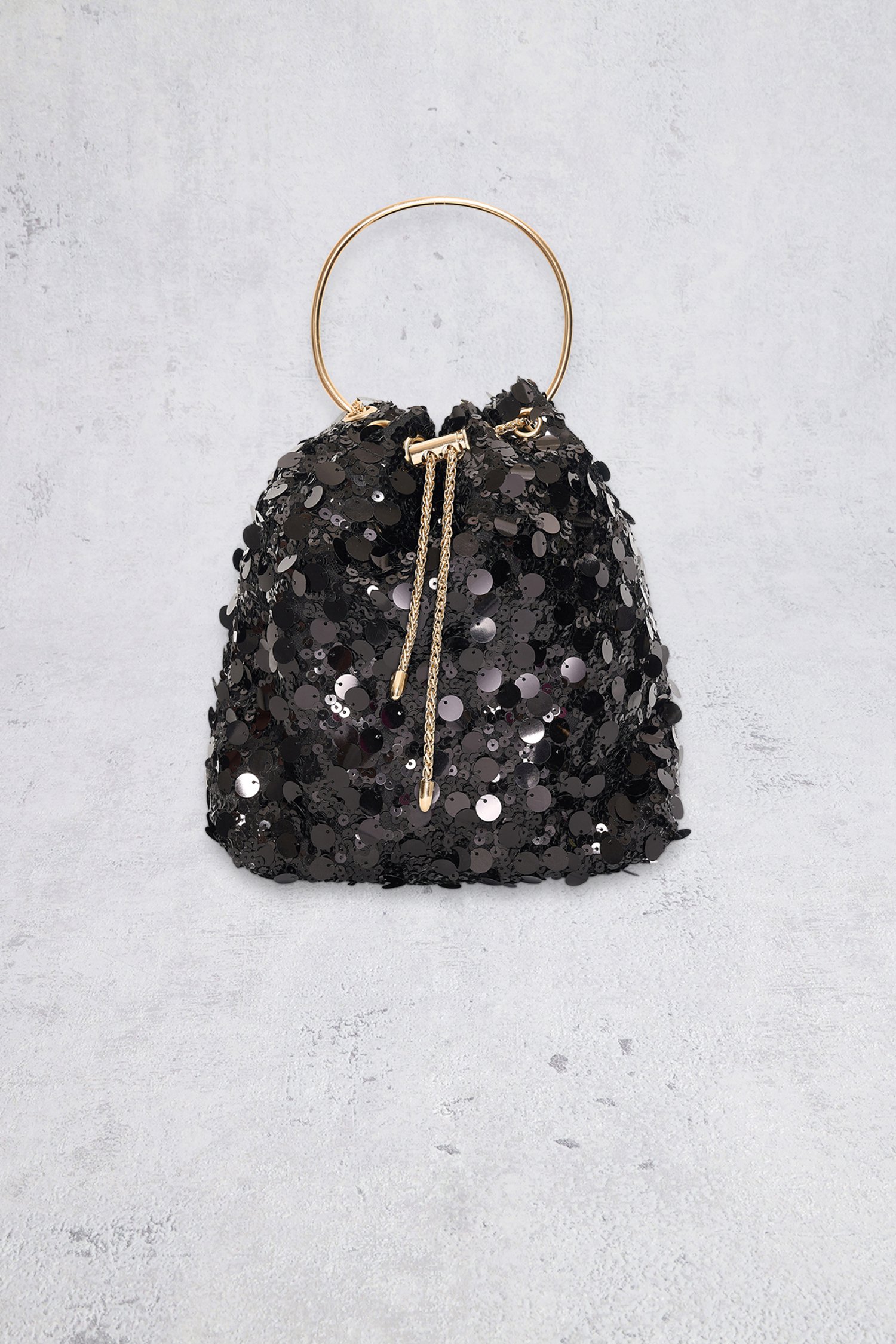 Le devant de Sac seau noir à paillettes de Bulaggi pour Femmes