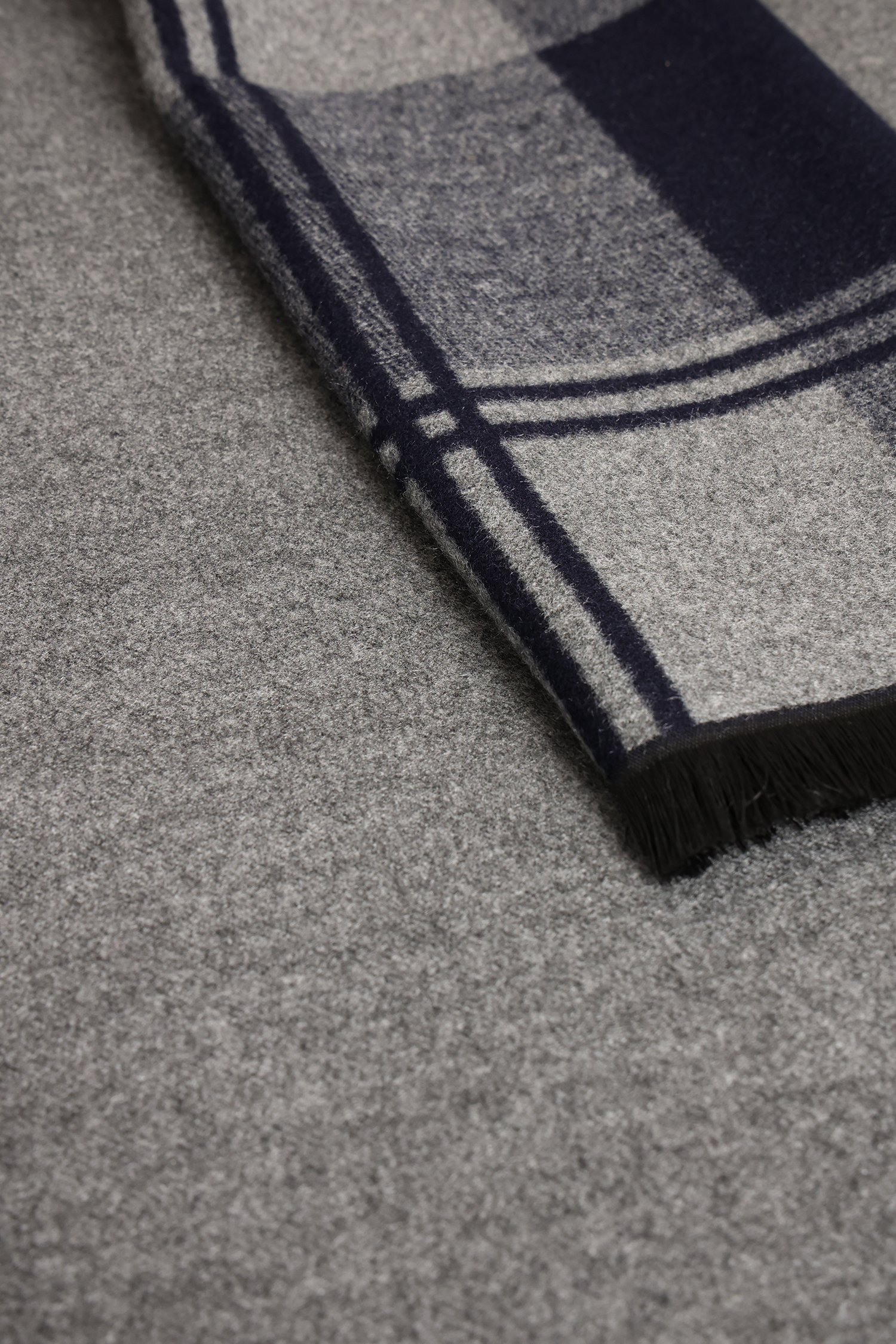 Productfoto 1 van Sjaal met navy-grijs dampatroon door Liberty Island voor Heren