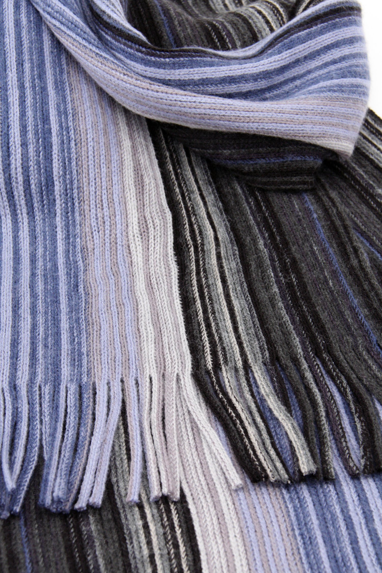 Sjaal met zwarte en blauwe strepen van Michaelis voor Heren