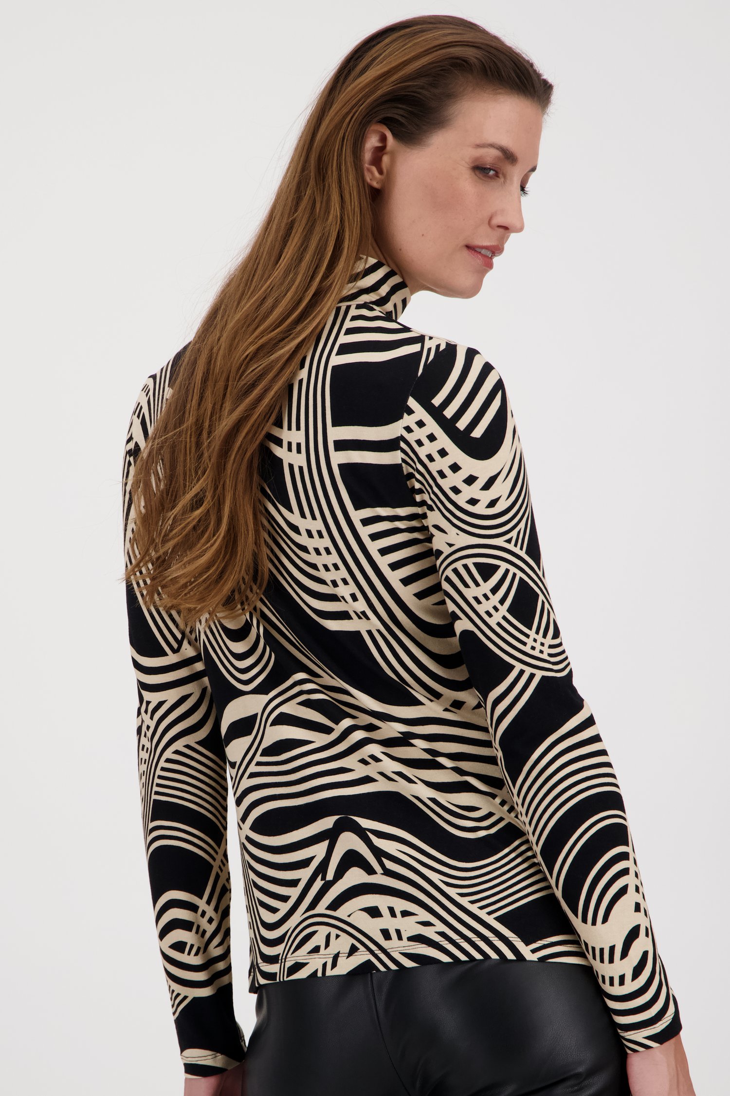 Sous-pull avec imprimé noir-beige de Geisha pour Femmes