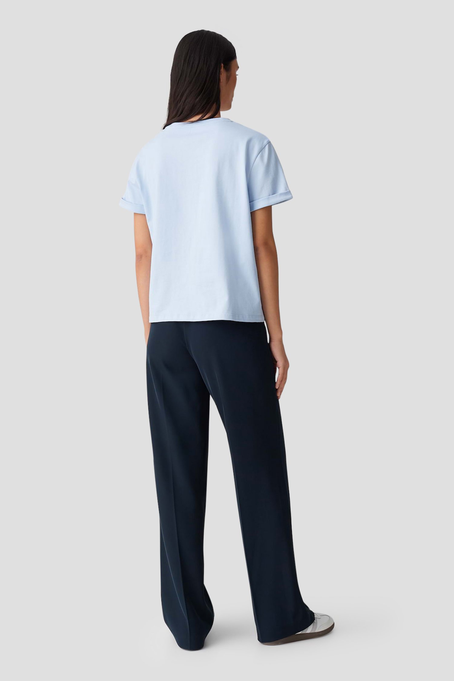 T-shirt bleu clair à col rond de Opus pour Femmes