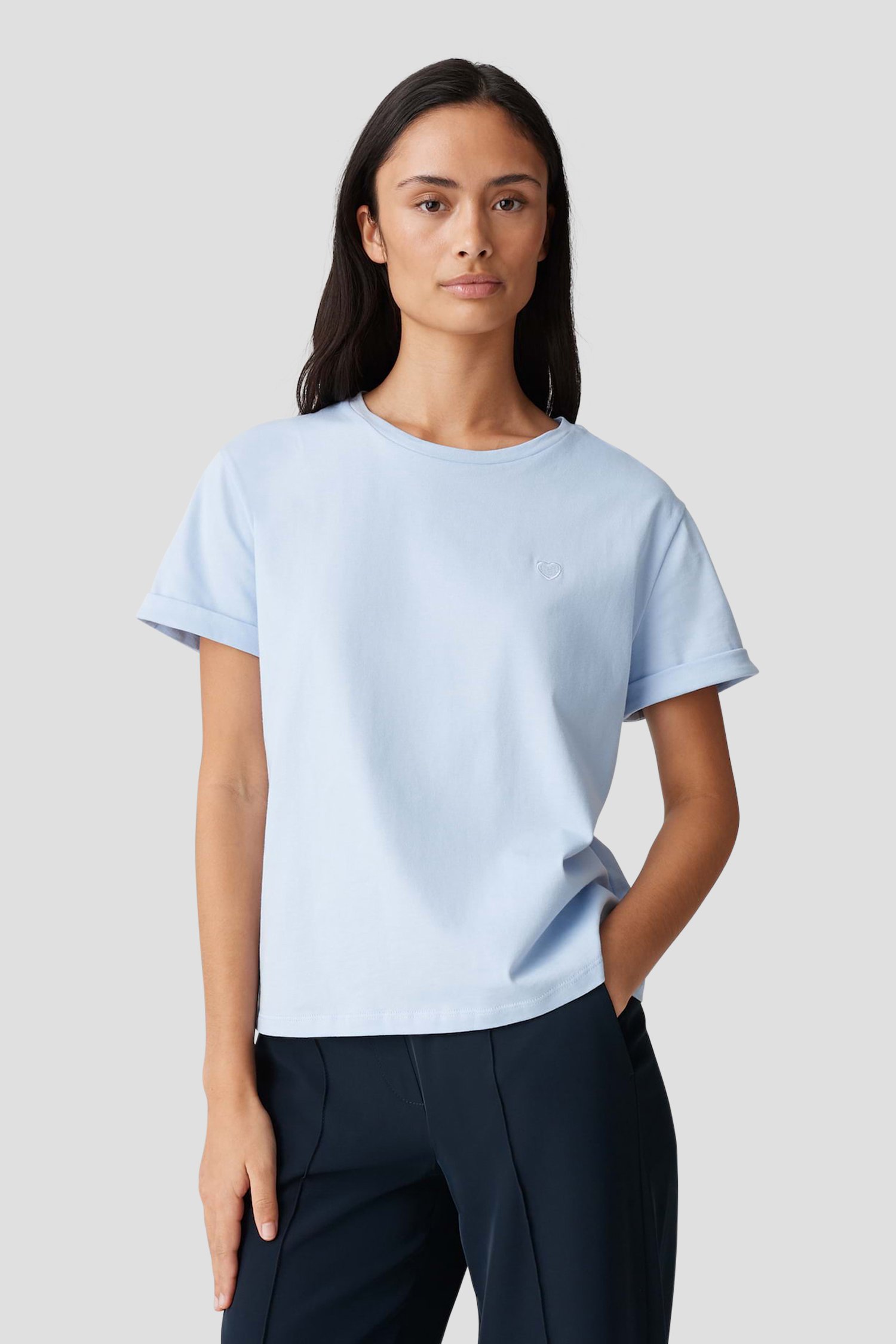 T-shirt bleu clair à col rond de Opus pour Femmes