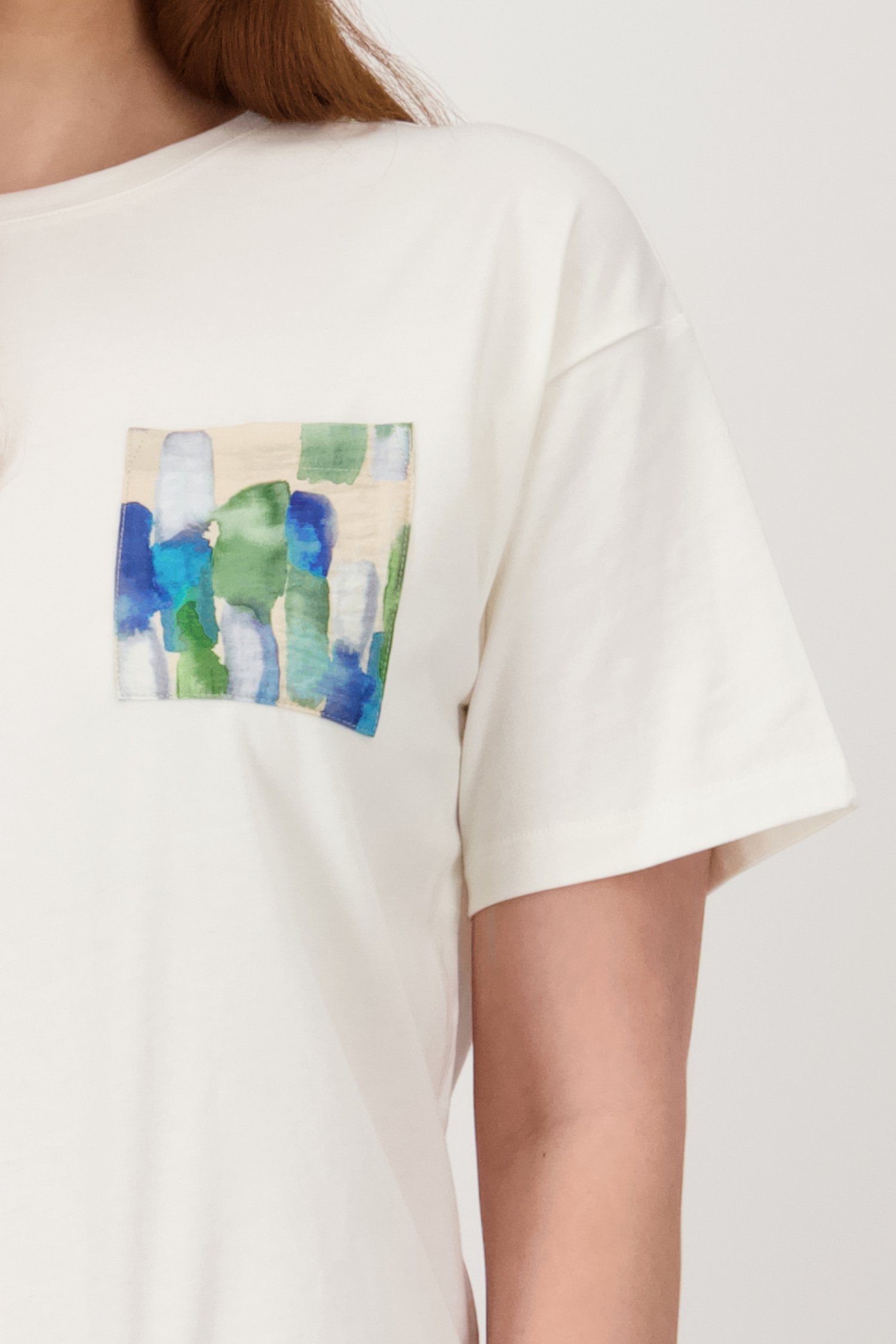 T-shirt écru avec imprimé bleu-vert de Liberty Loving nature pour Femmes
