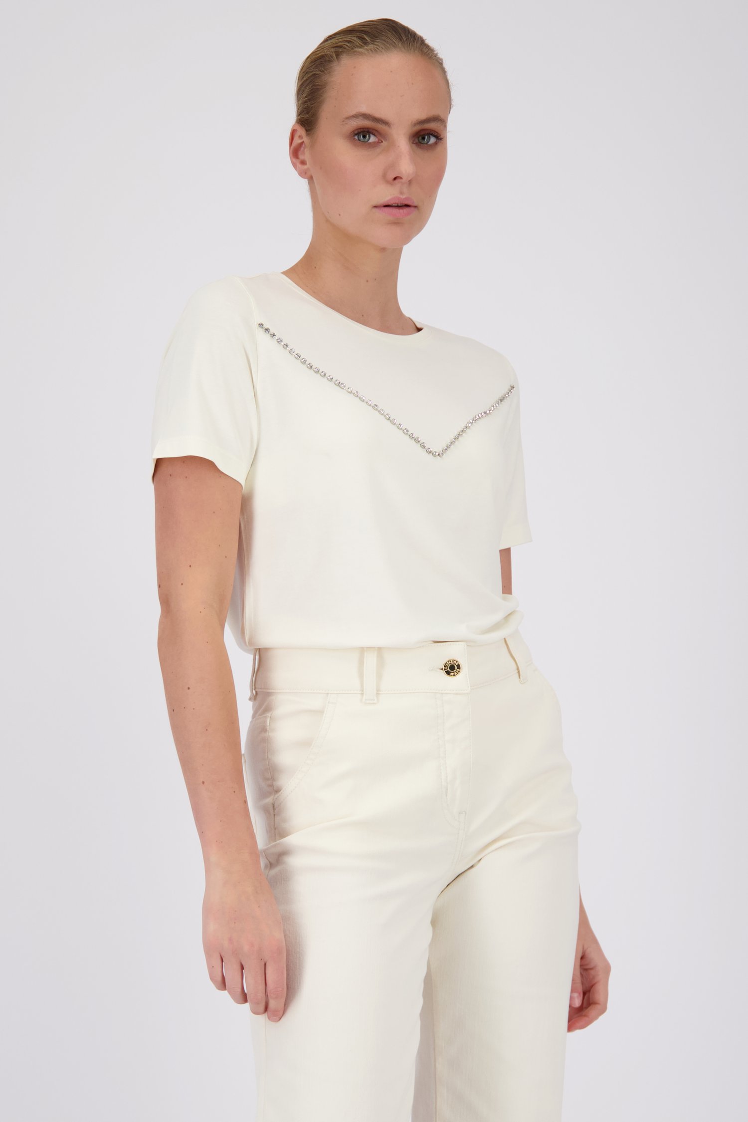 Le devant de T-shirt écru avec pierres argentées de D'Auvry pour Femmes
