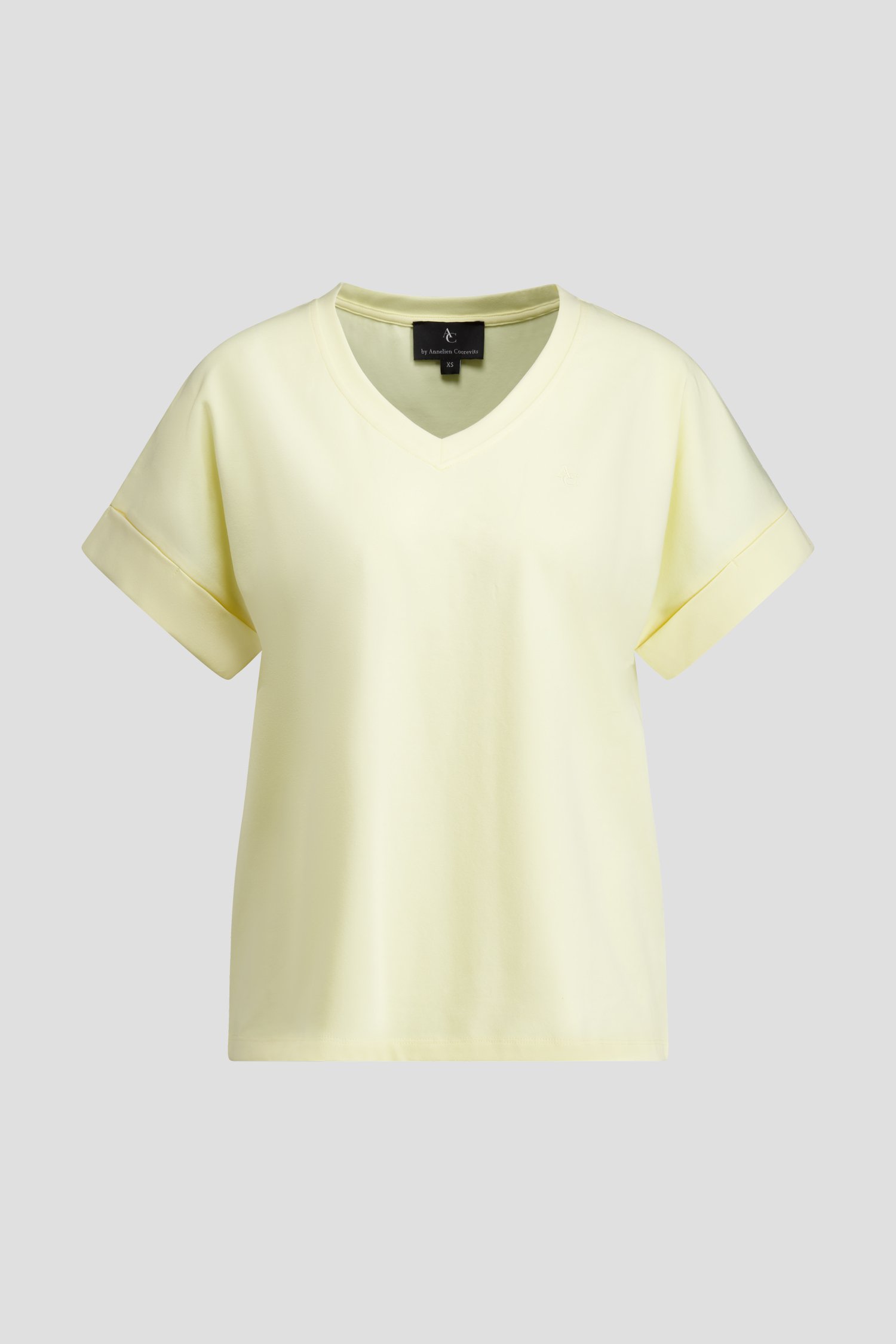 Photo produit 1 de T-shirt jaune clair à col en V de AC by Annelien Coorevits pour Femmes