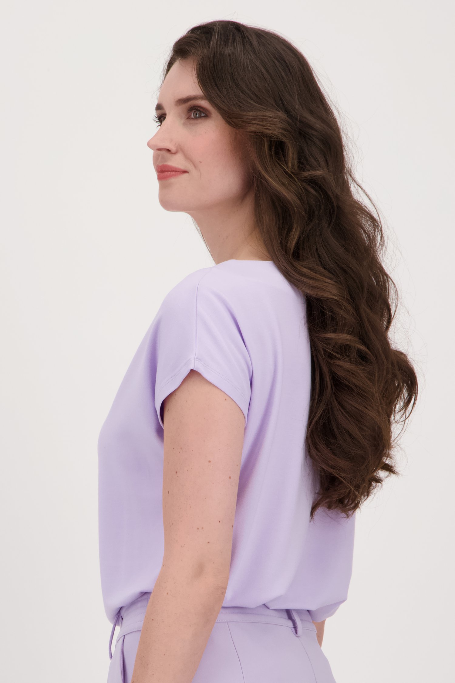 T-shirt lilas à manches courtes de D'Auvry pour Femmes