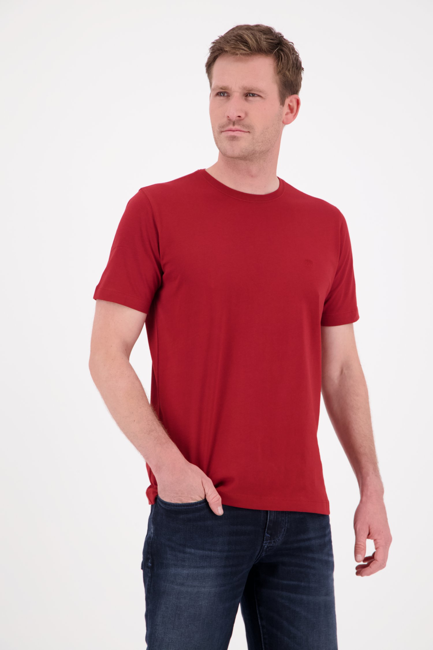 T-shirt rouge de Ravøtt pour Hommes