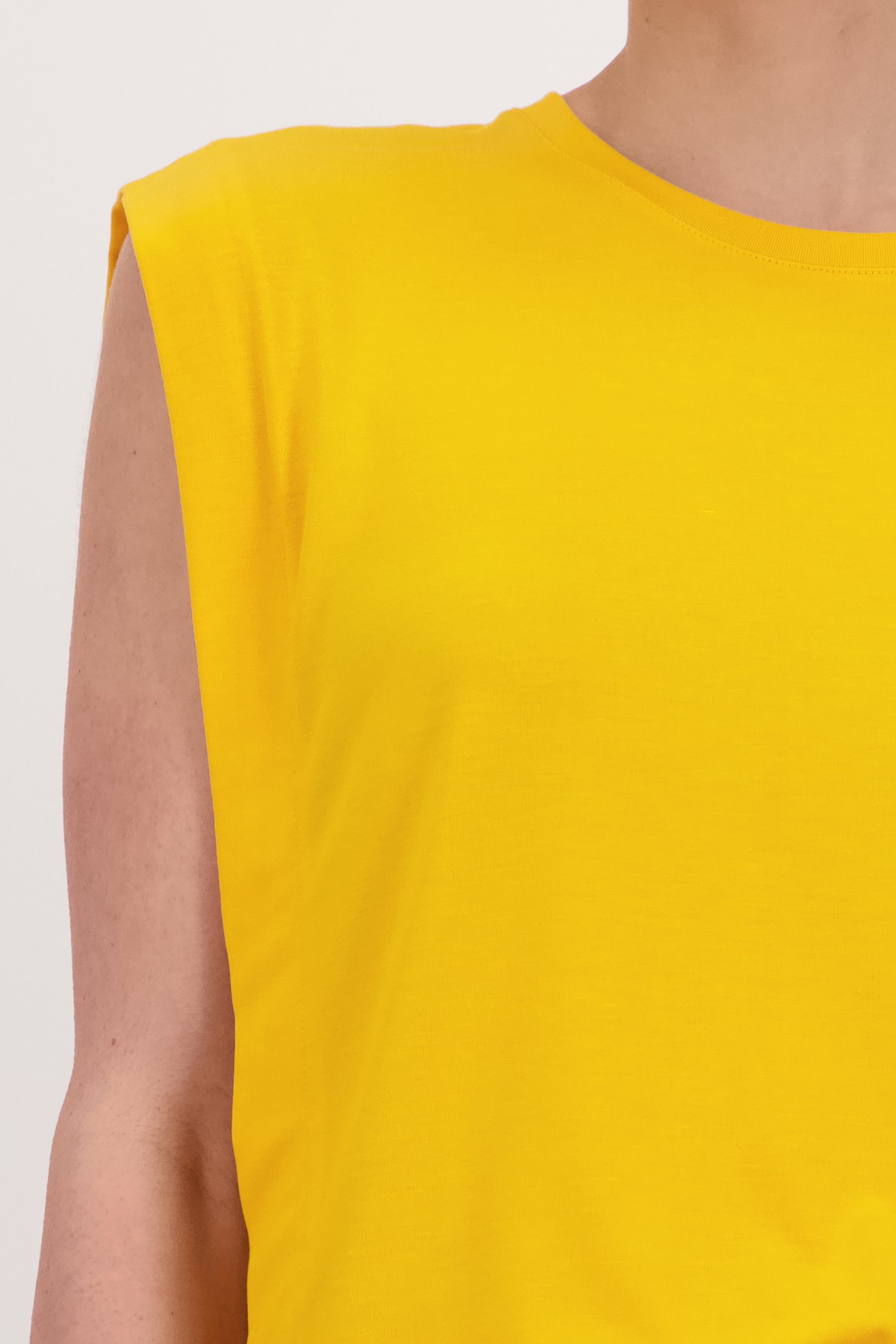 T-shirt sans manches ocre de Liberty Island pour Femmes