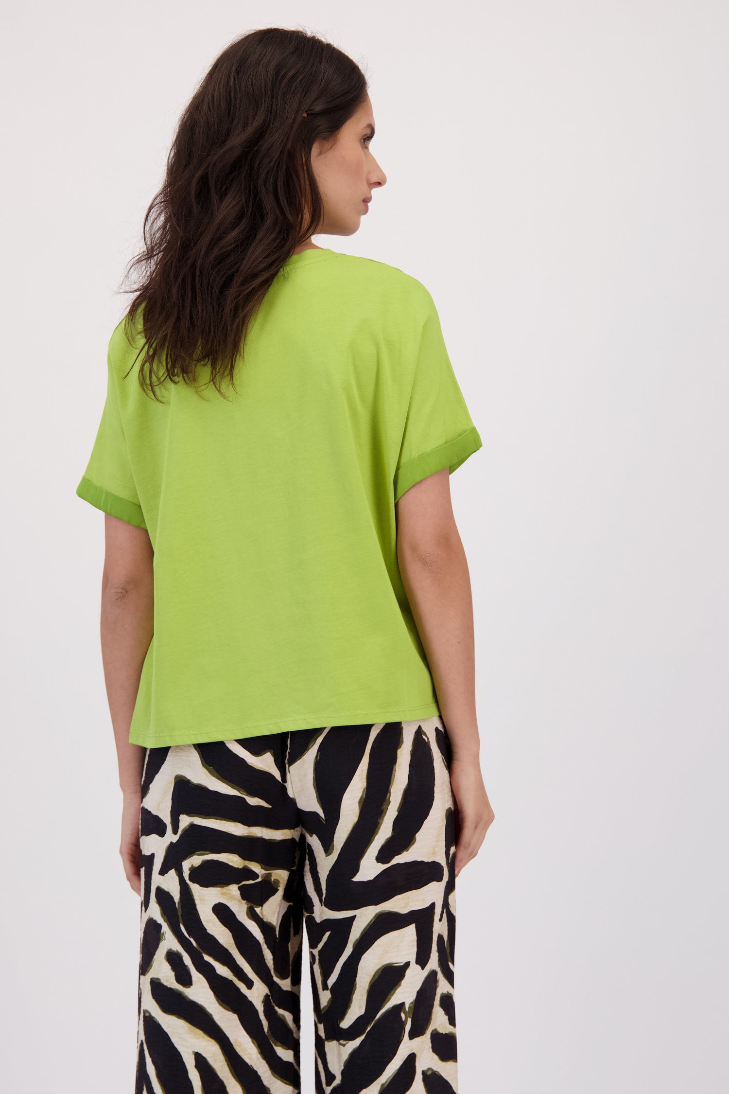 Le dos de T-shirt vert citron  de JDY pour Femmes